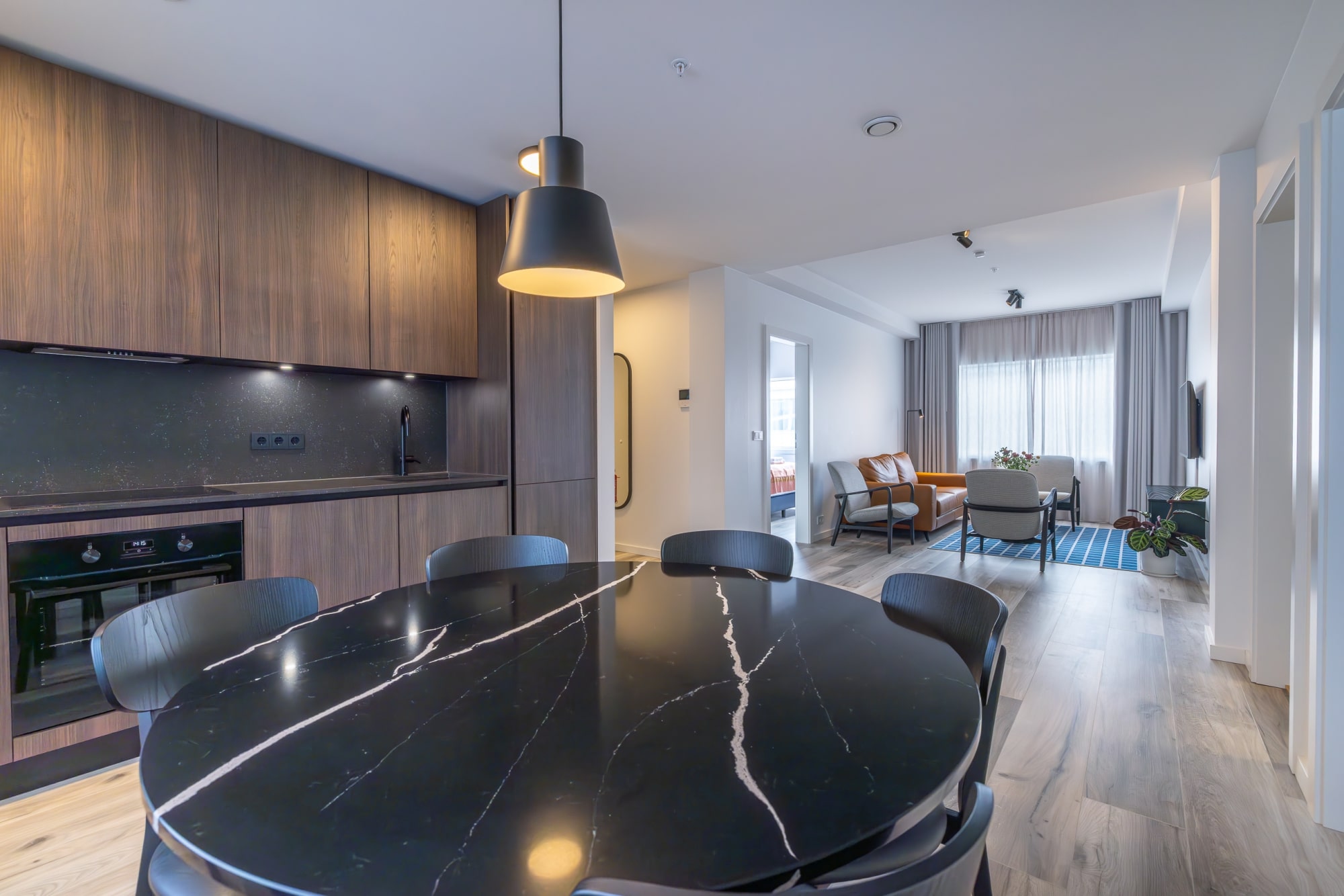 Apartment Deluxe Three Bedroom