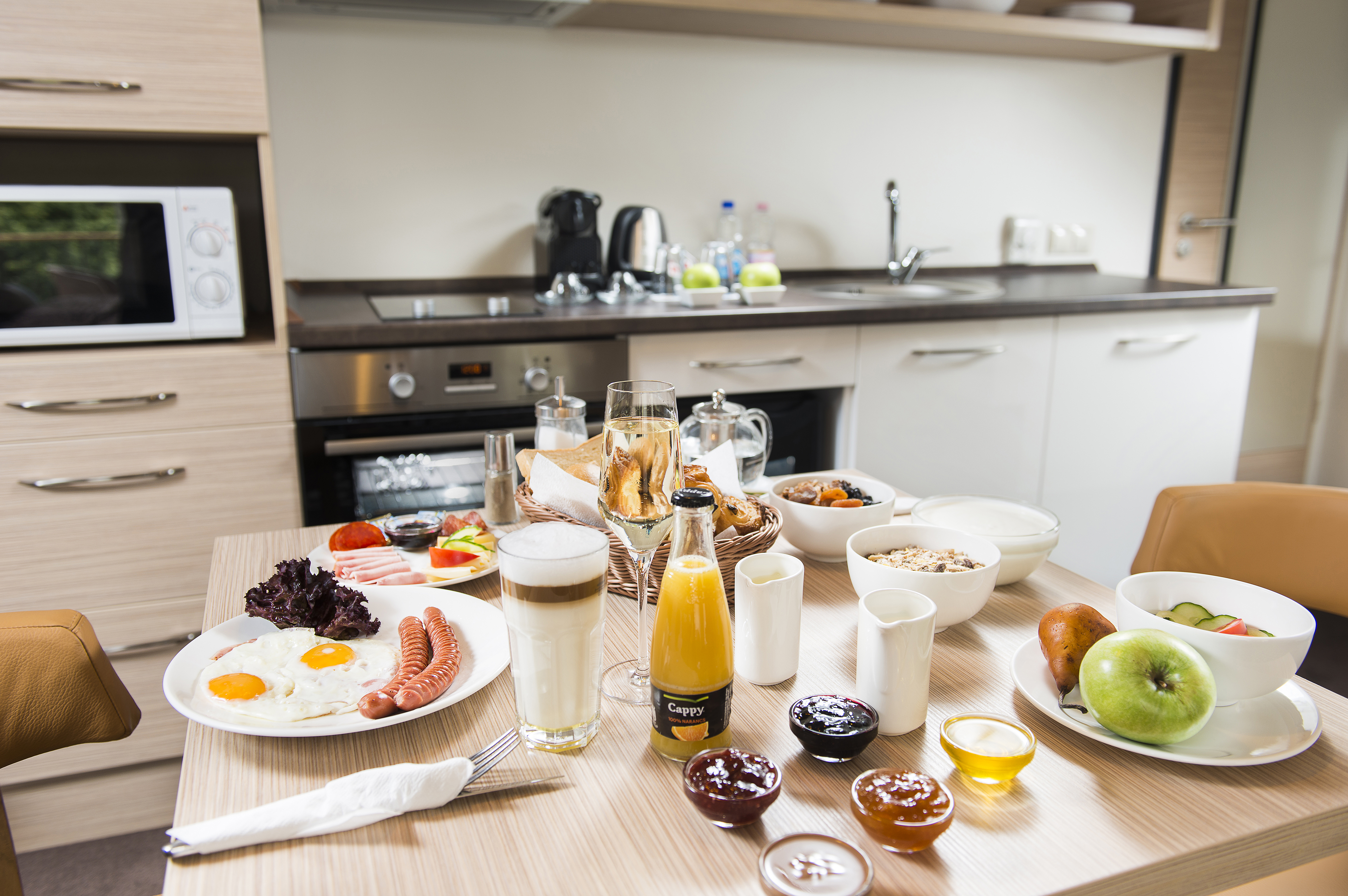 Double Single Executive