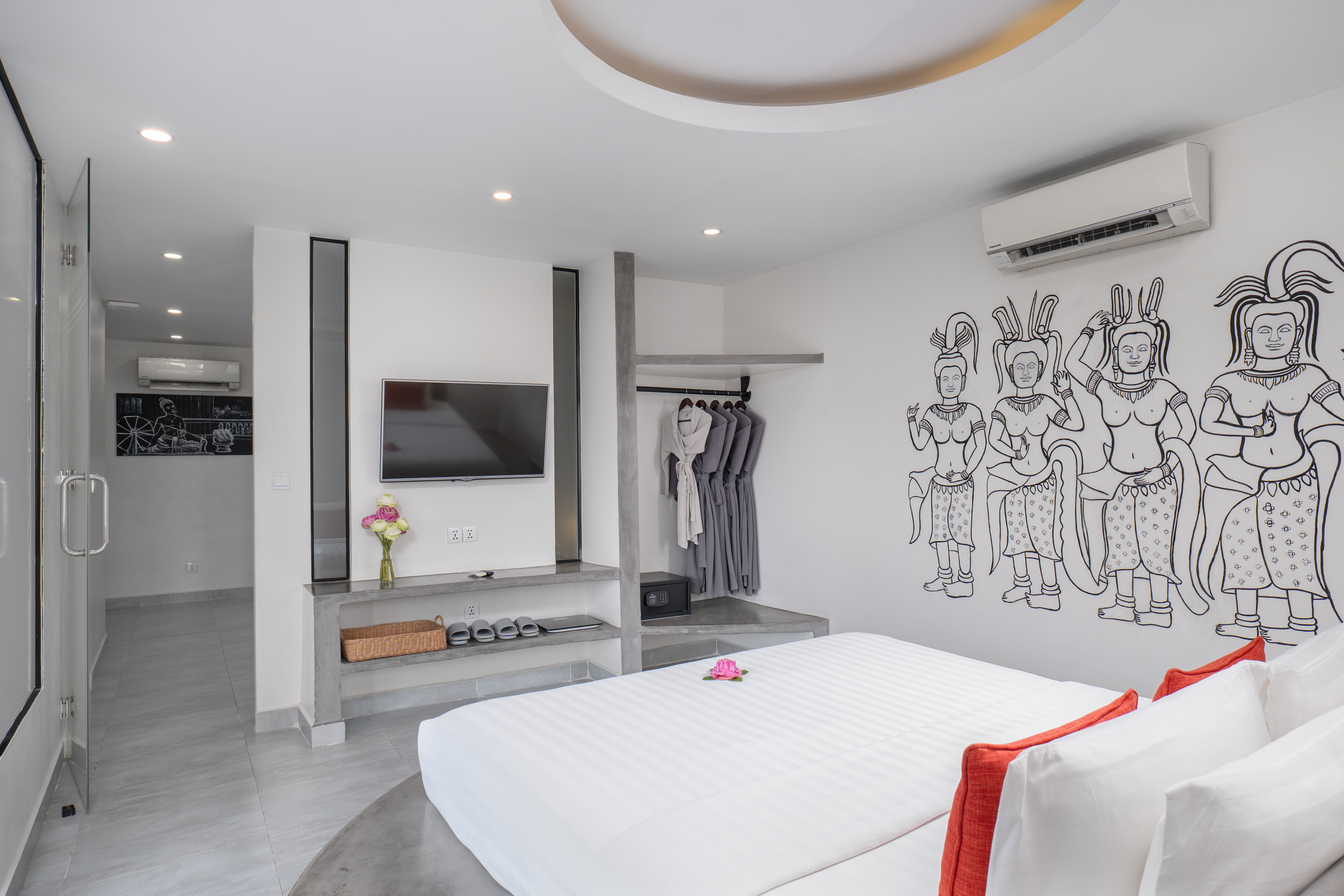 Family Room Three Beds