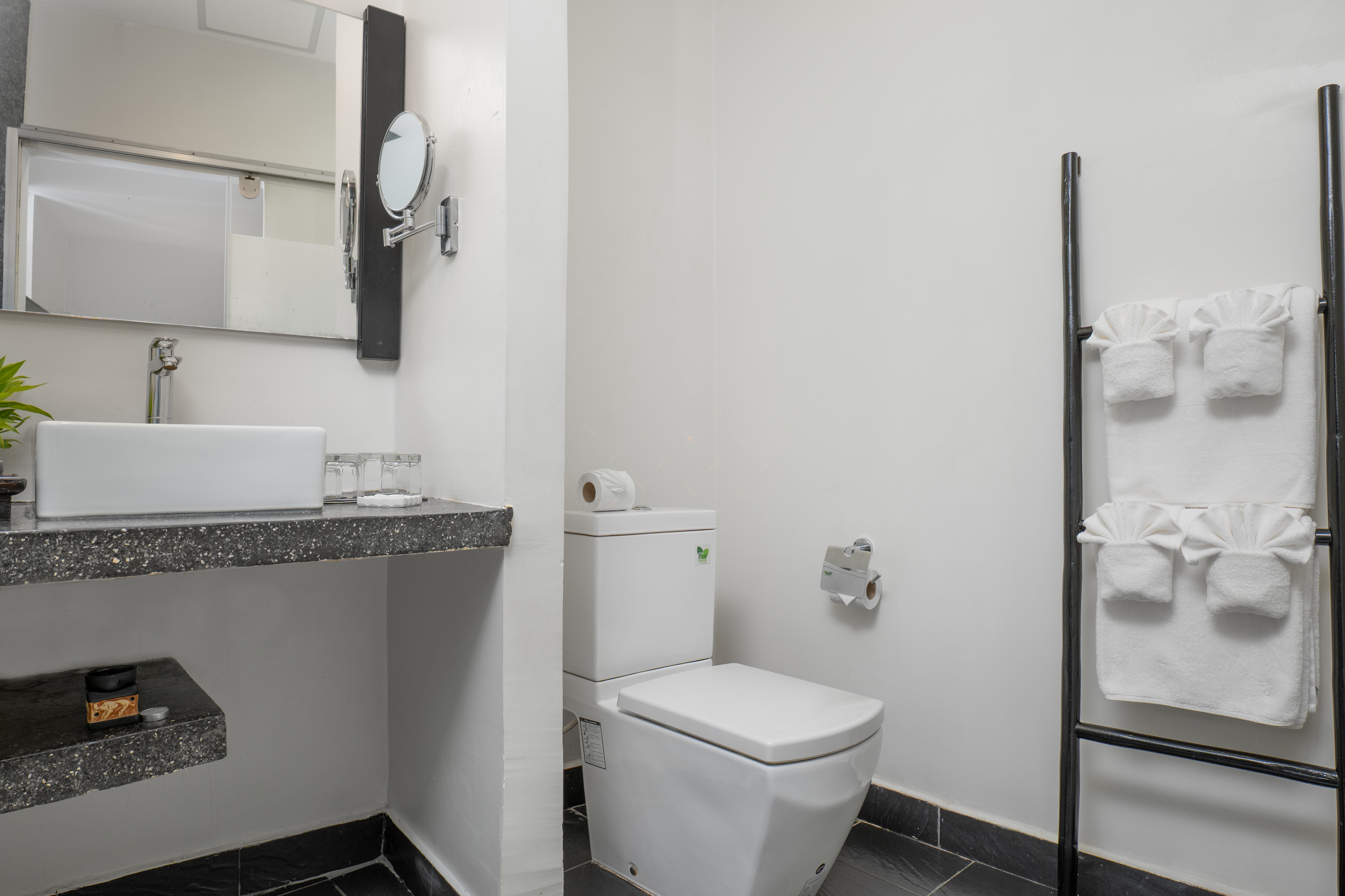 Junior Suite King Size Bed