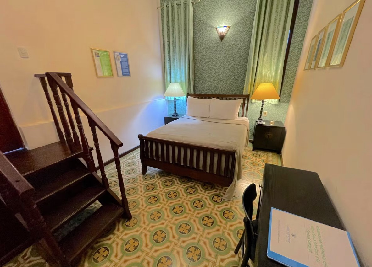 Double or Twin One Bedroom