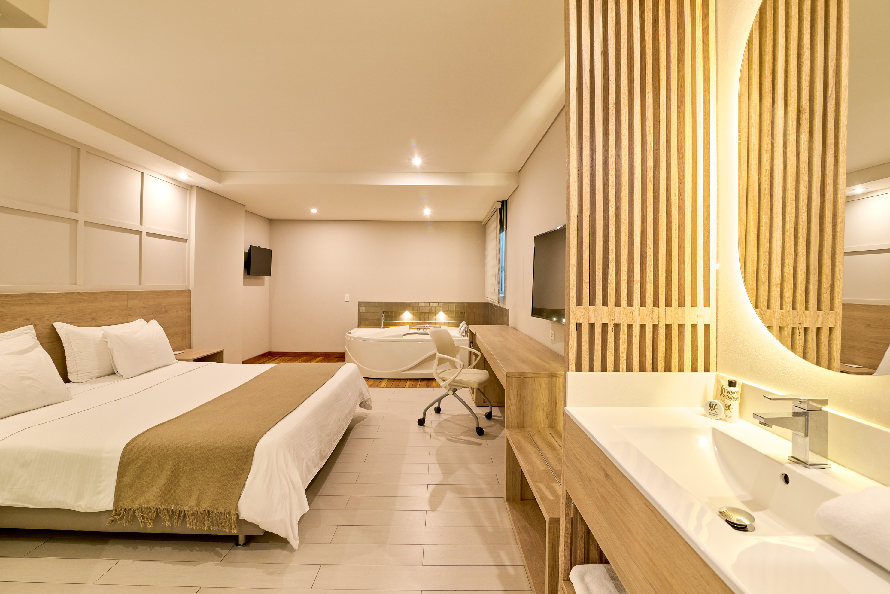 Junior Suite Standard