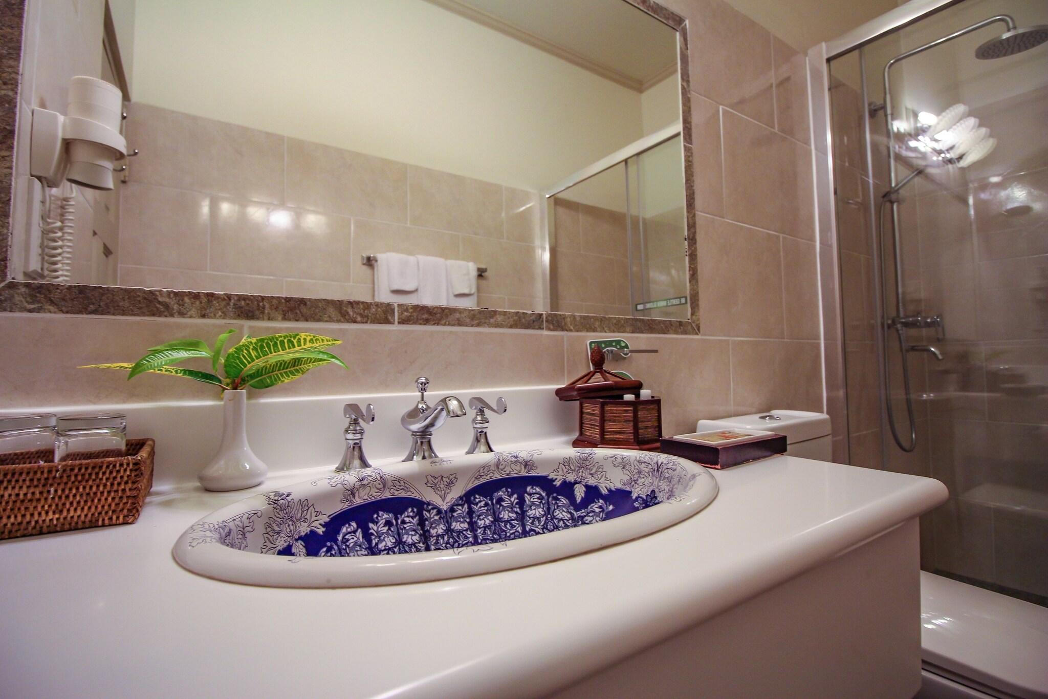 Double Superior Bay View