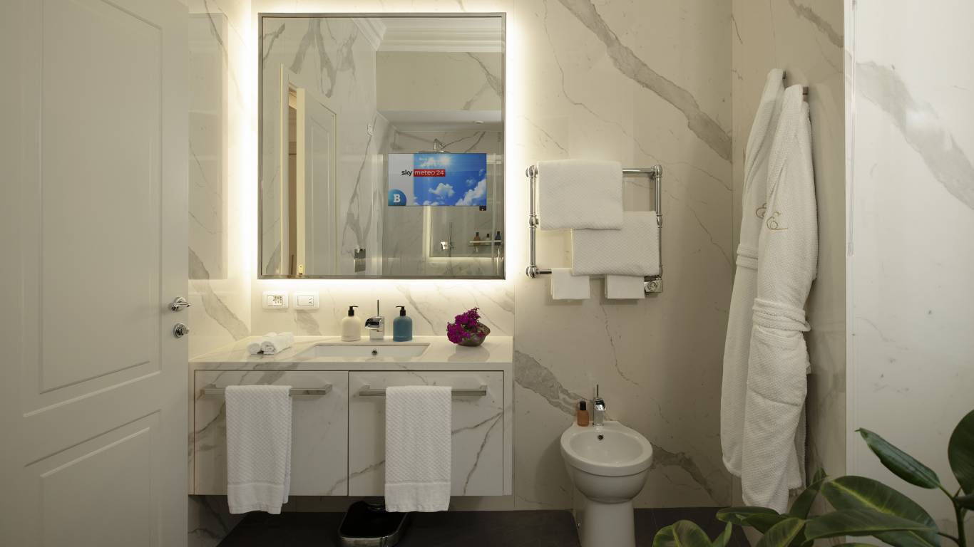 Double Deluxe with Views