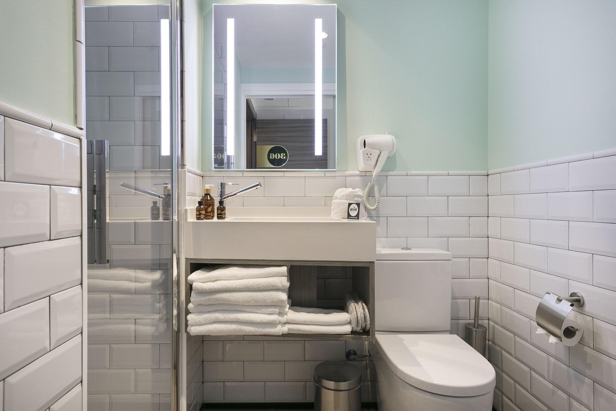 Double Single Economy