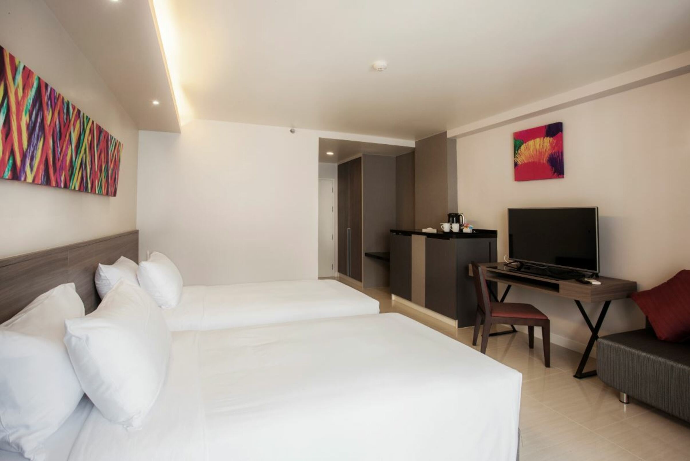 Double or Twin Deluxe