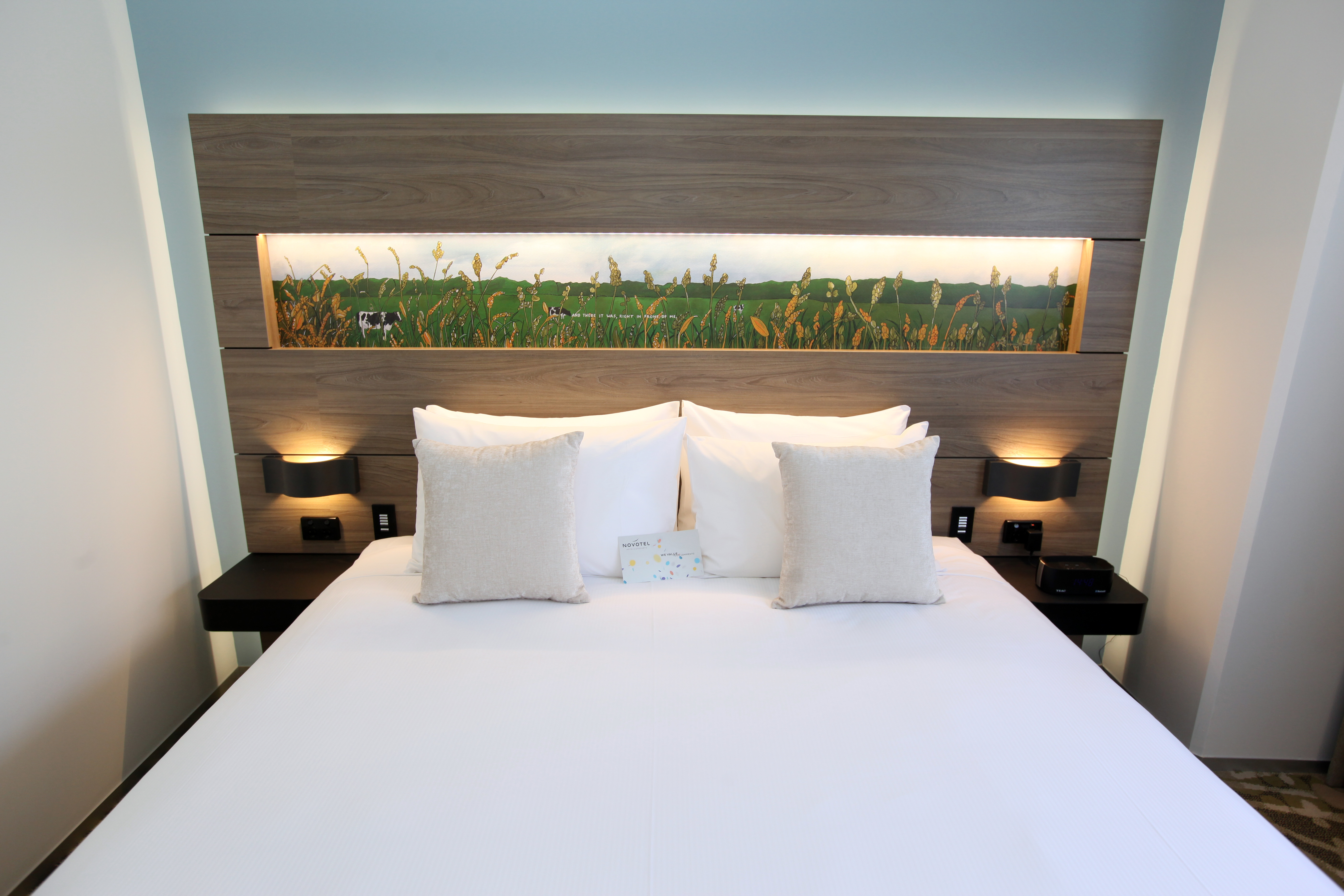 Studio King Size Bed