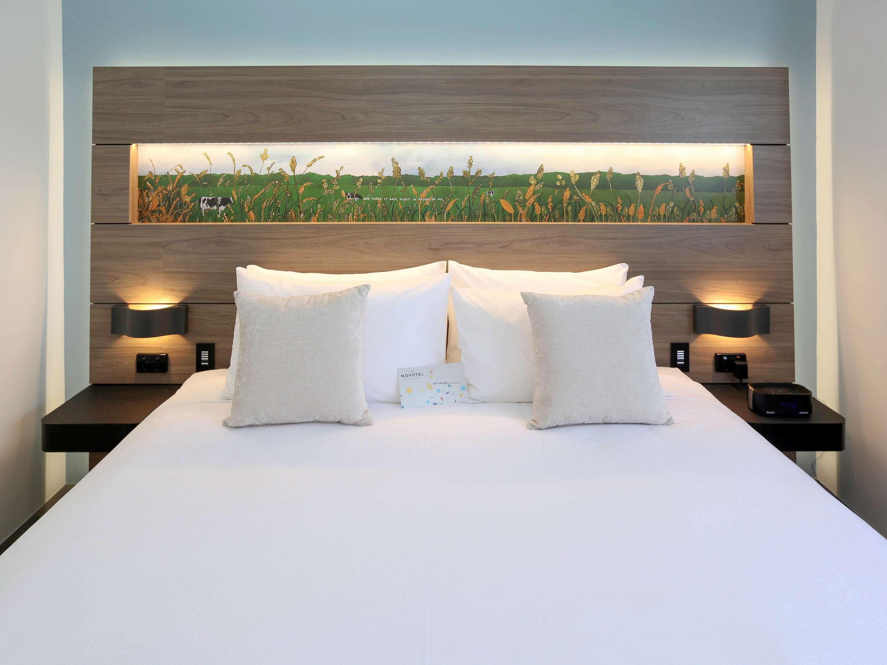 Studio King Size Bed