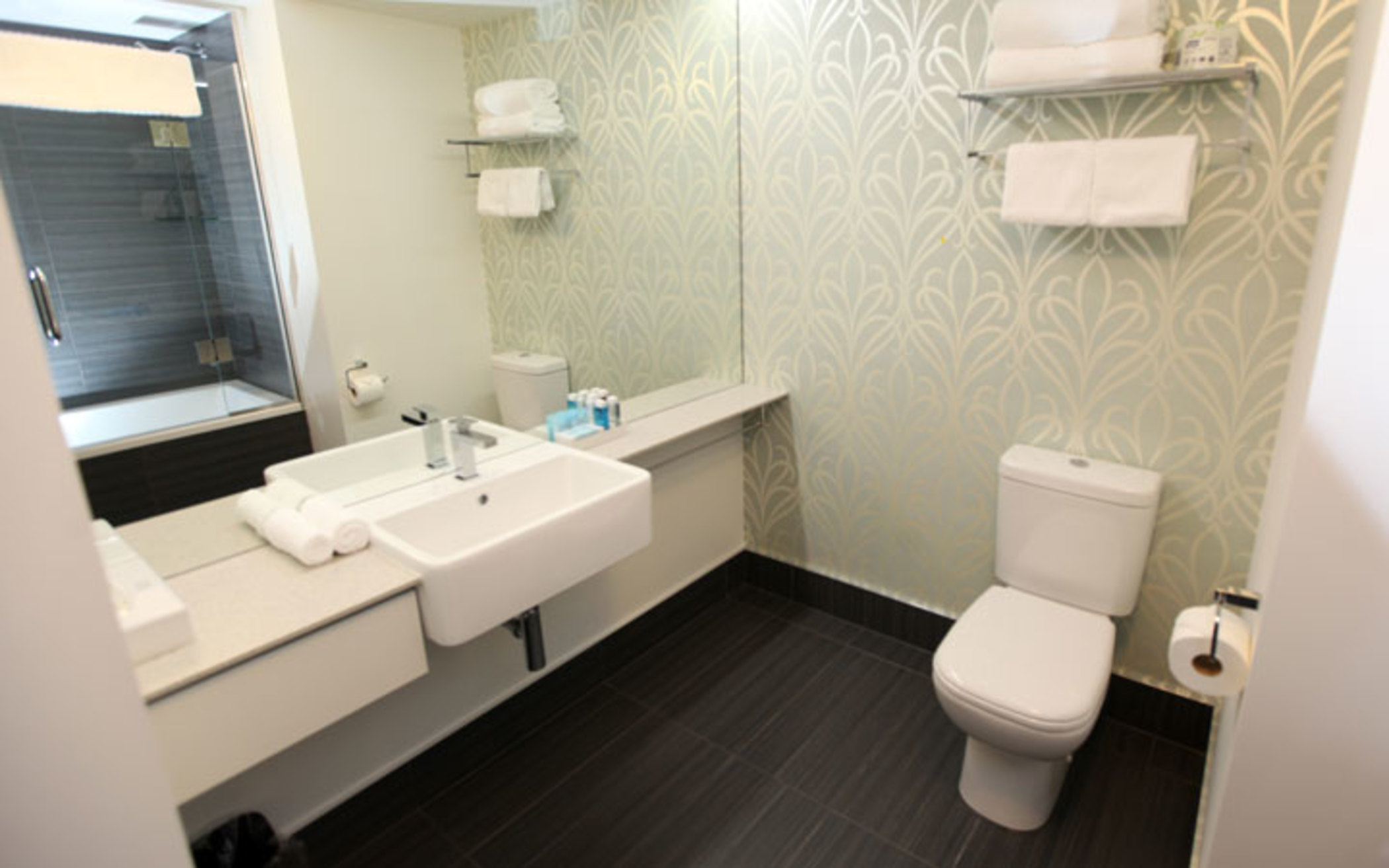 Studio King Size Bed