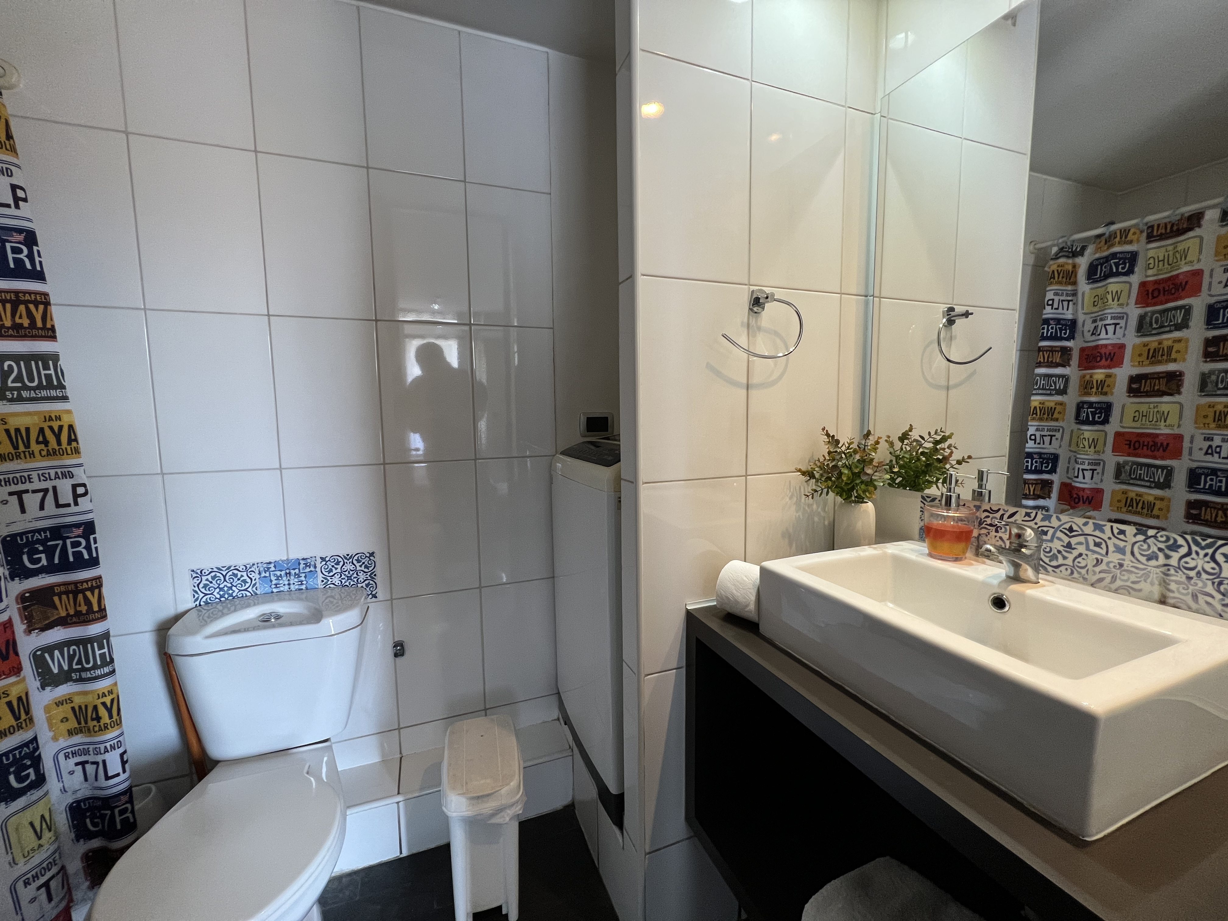 Studio Deluxe Capacity 2