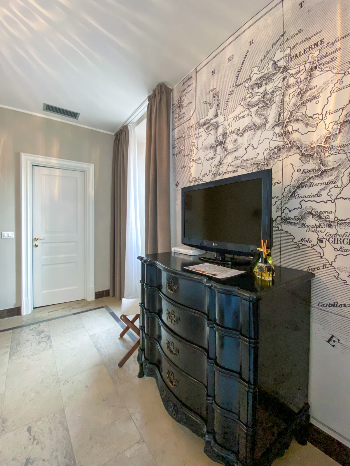 Double One Bedroom One Bathroom