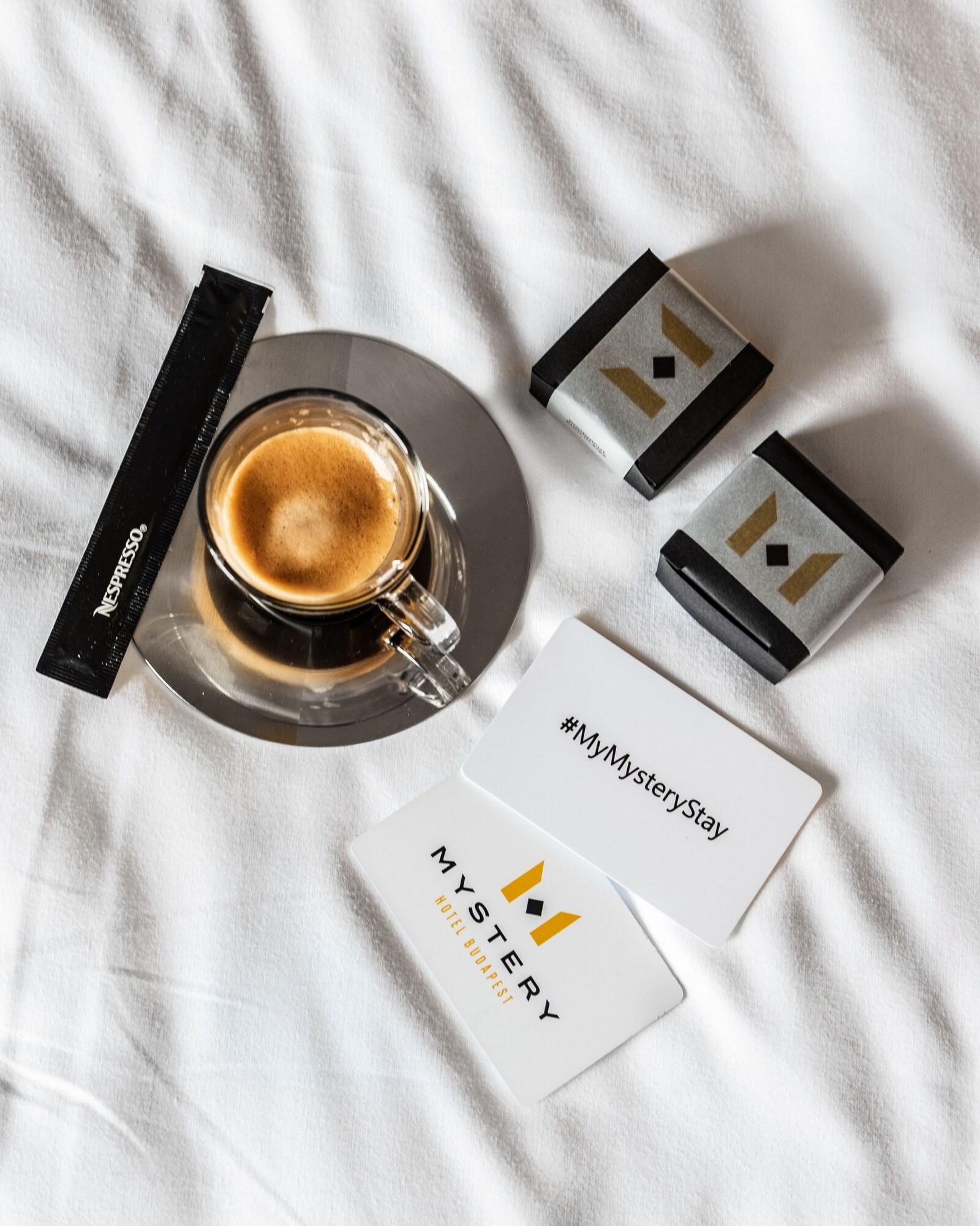 Studio King Size Bed