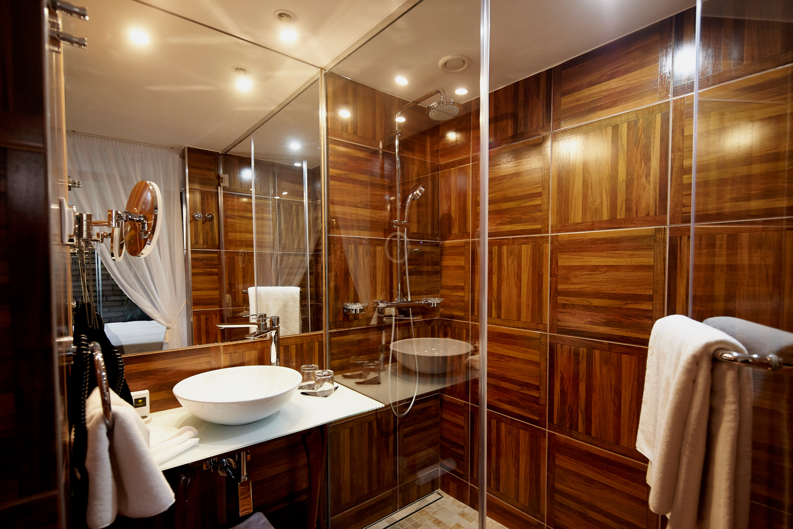 Double Superior King Bed