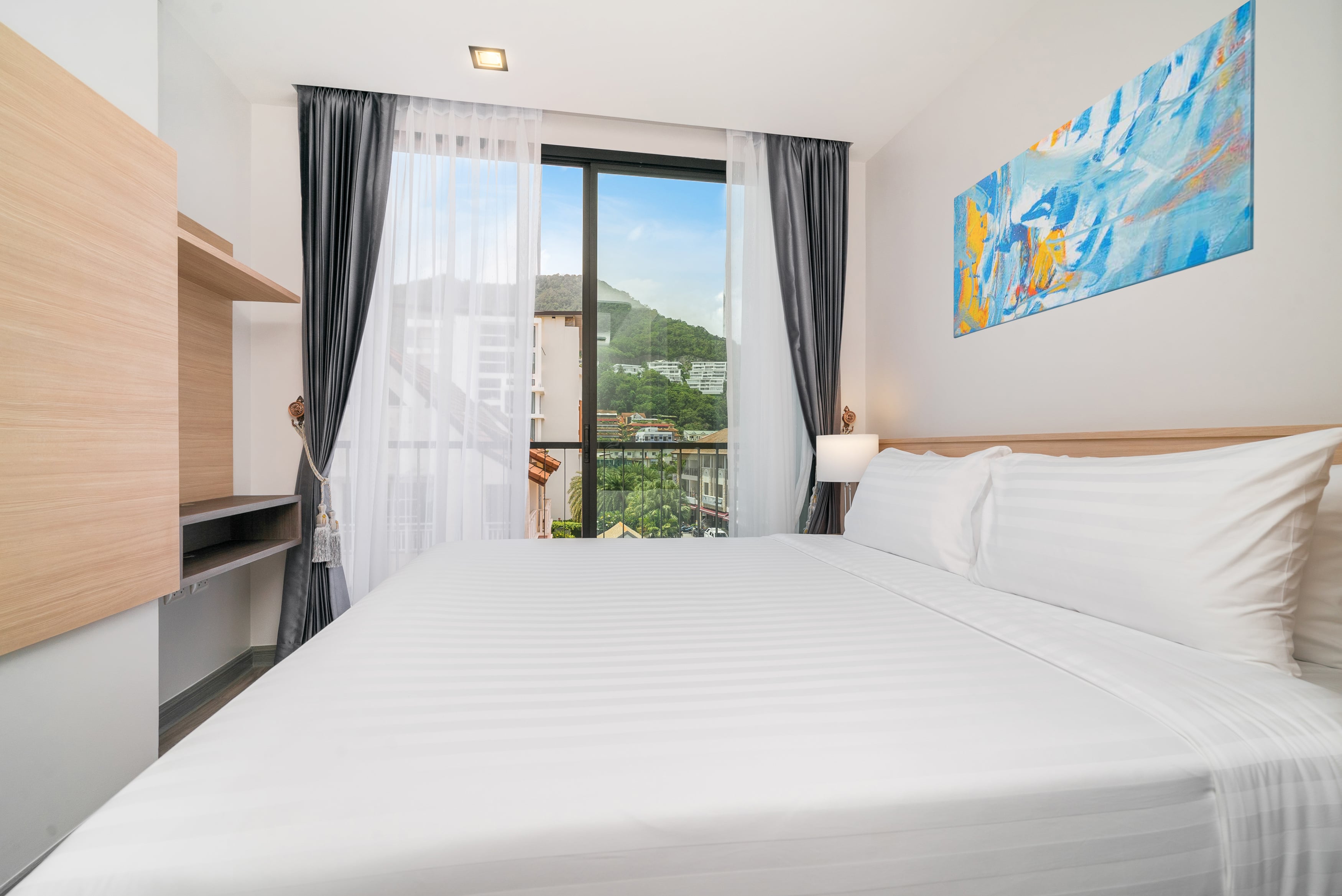 Double or Twin Deluxe