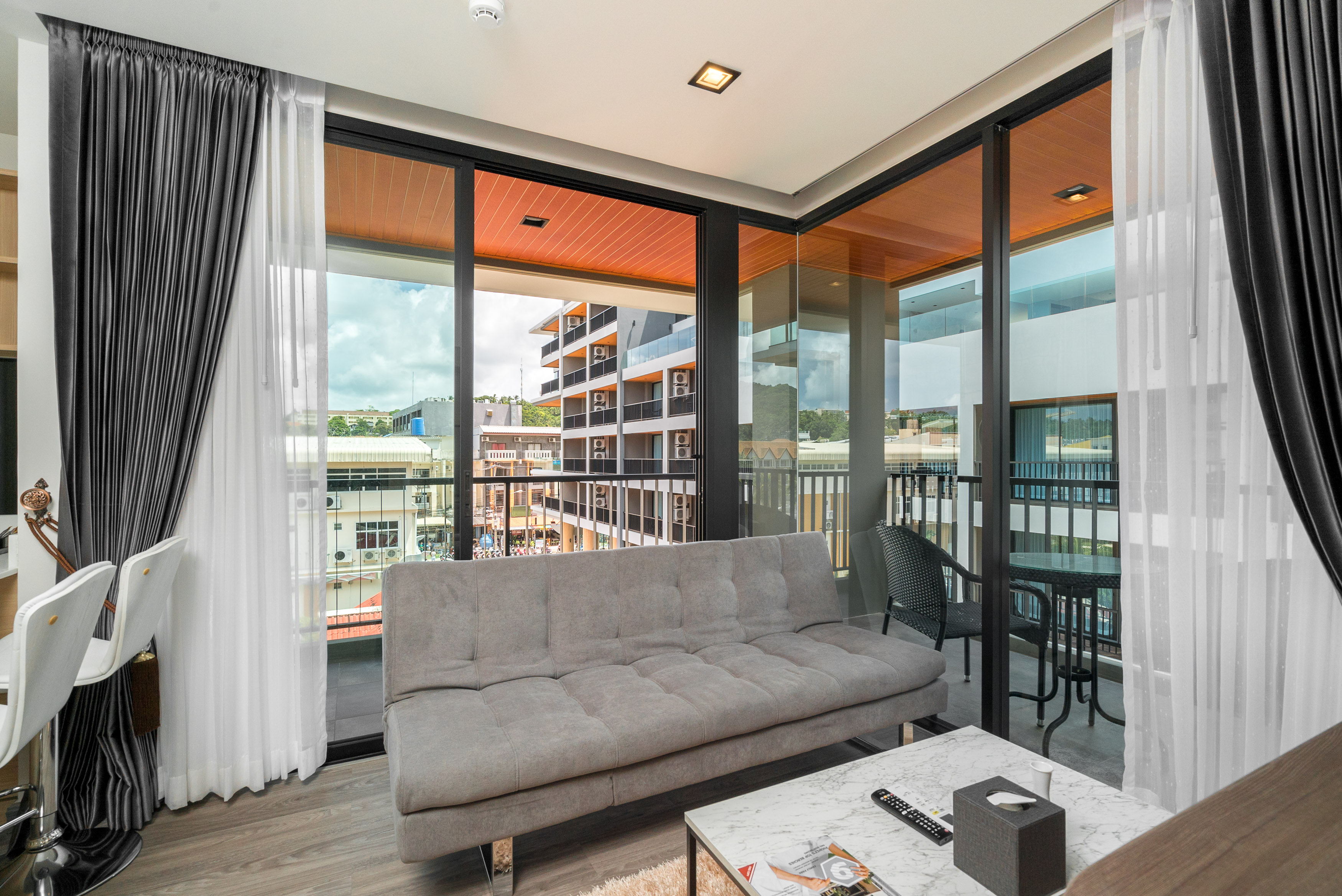 Double or Twin Deluxe