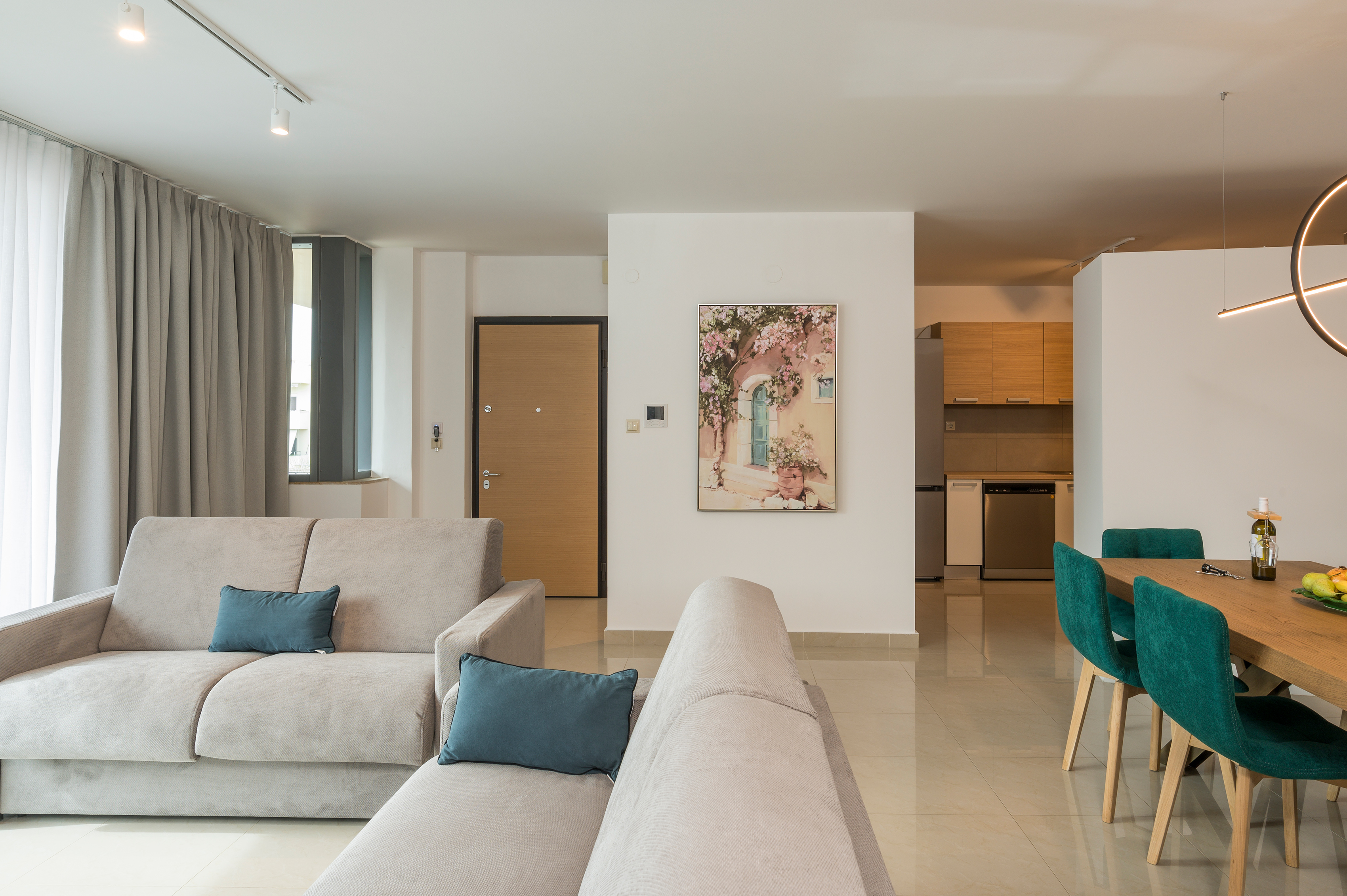 Apartment Two Bedrooms Two Bathrooms