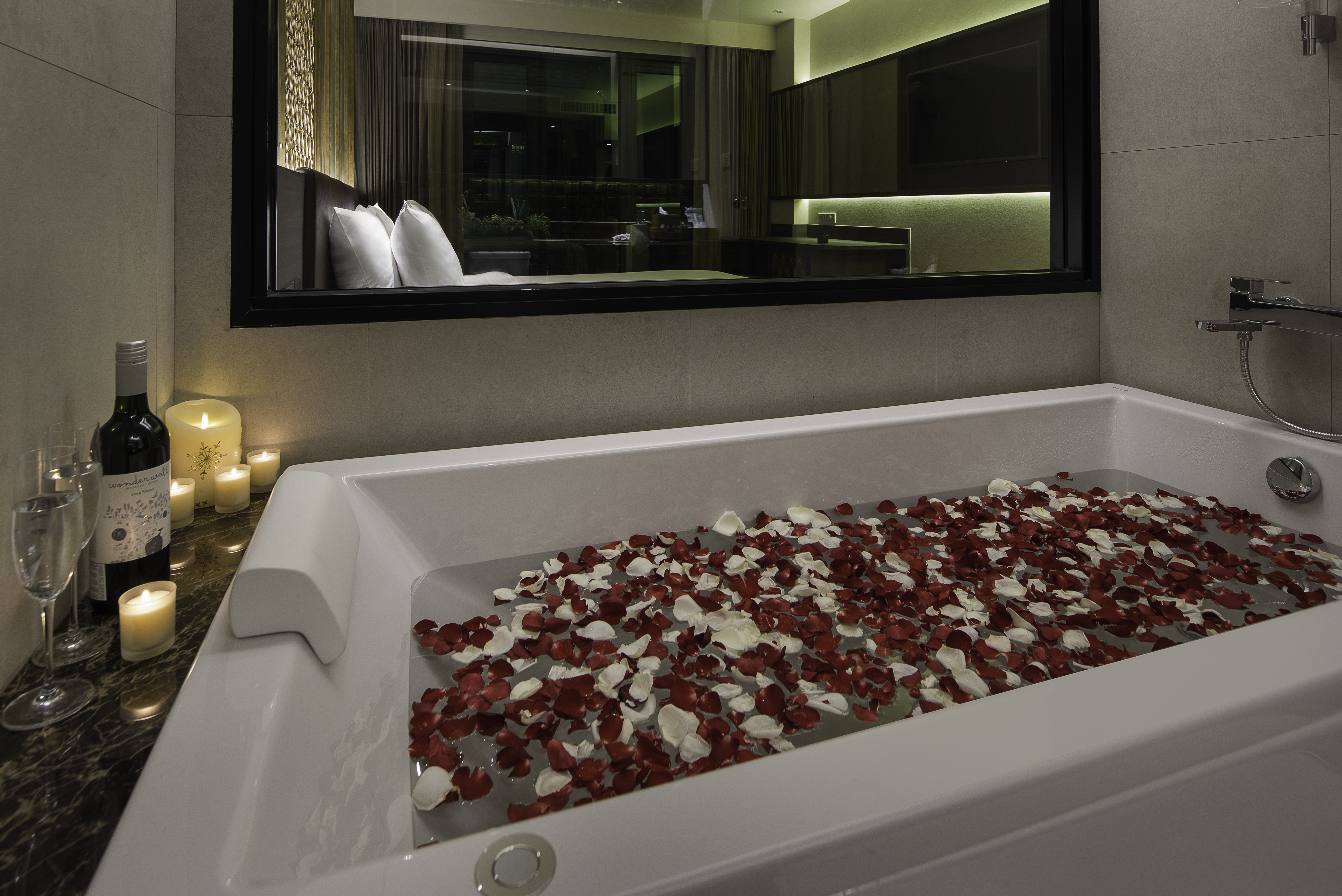 Double Deluxe with Views