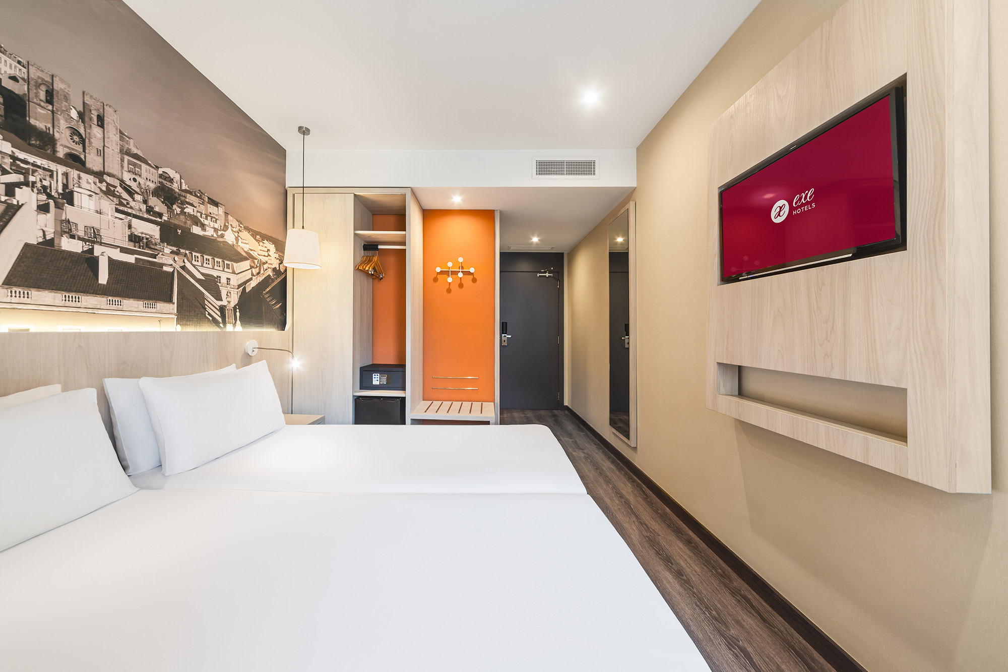 Double or Twin Superior