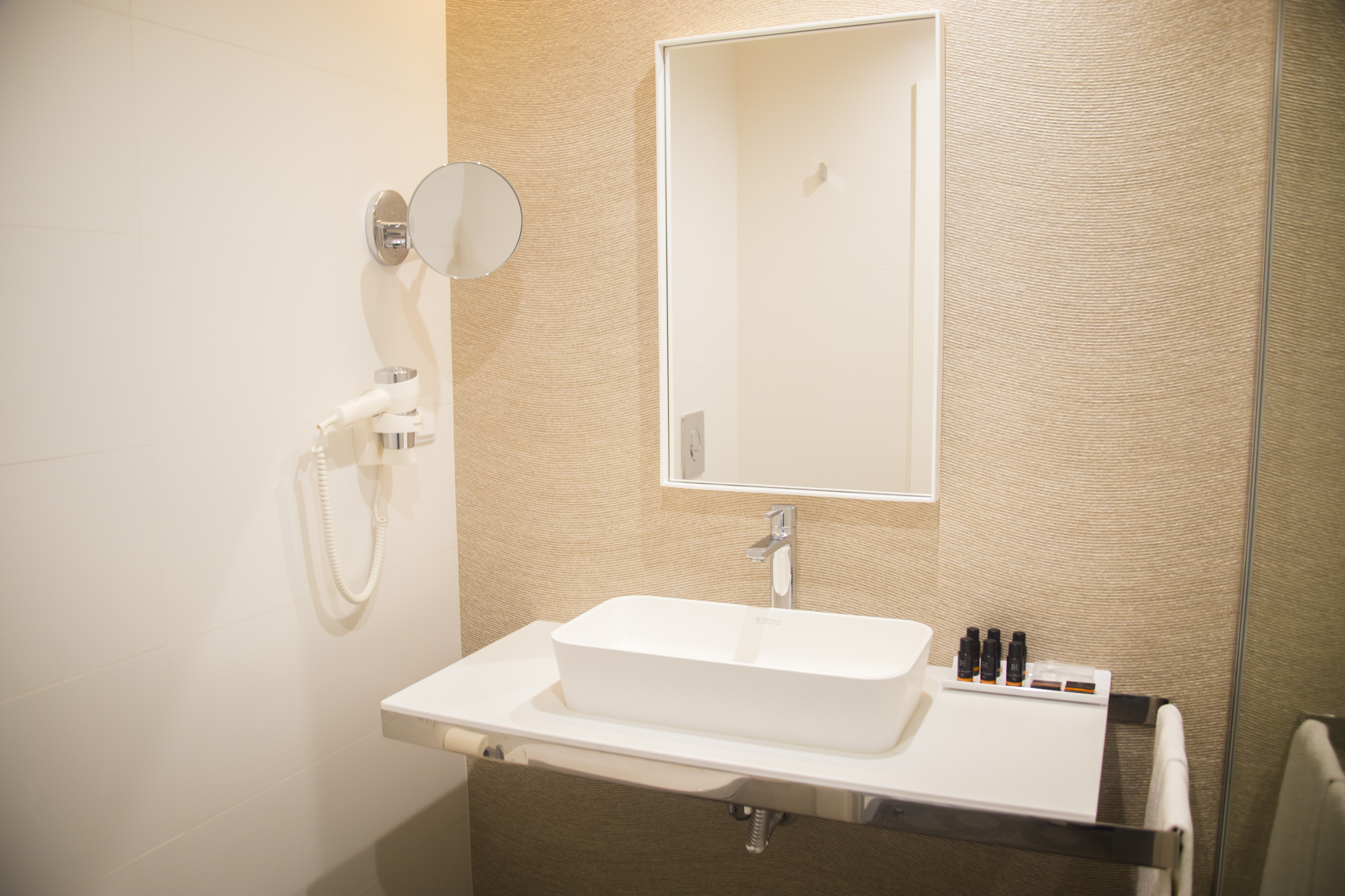 Double or Twin Standard