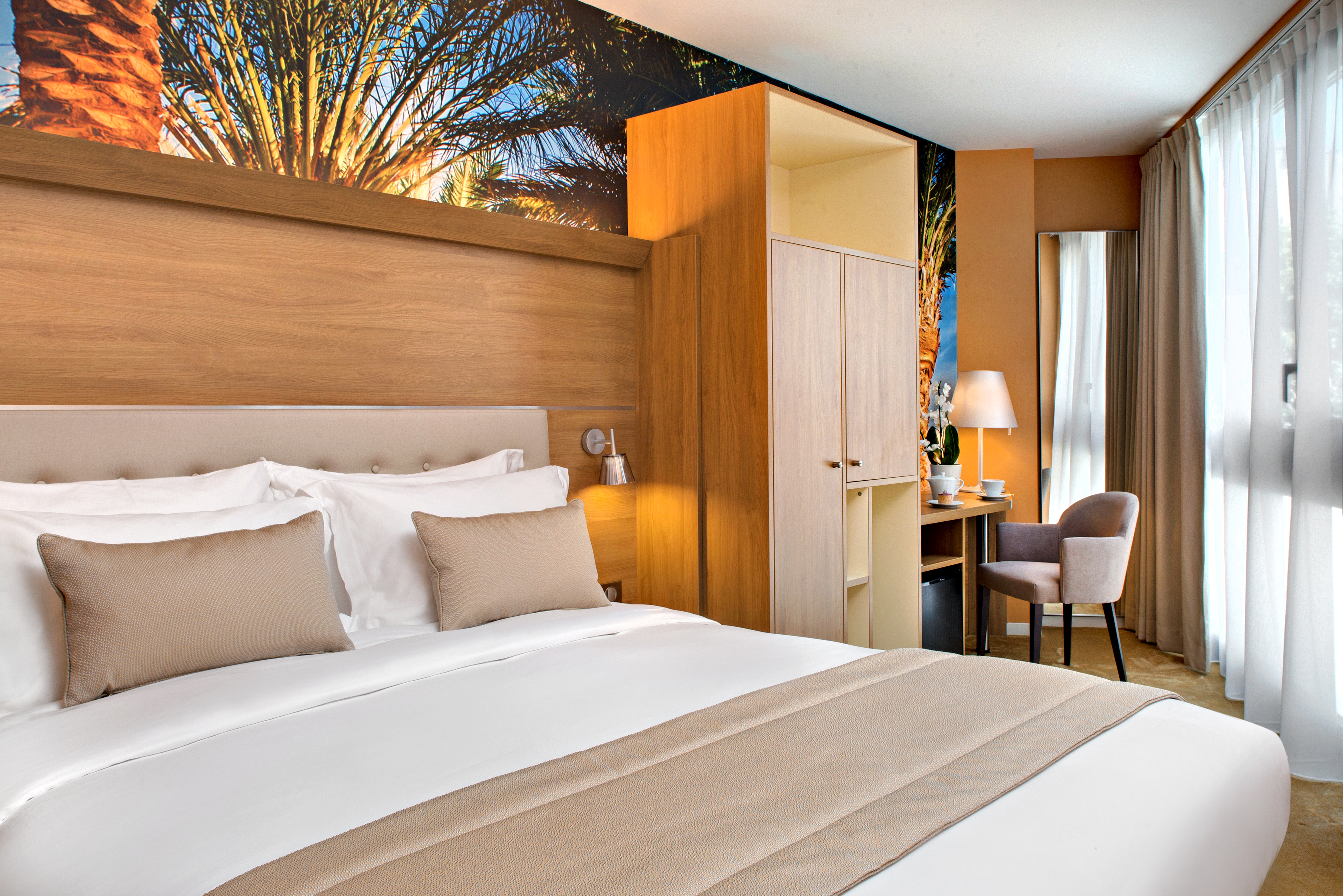 Double Connecting Room