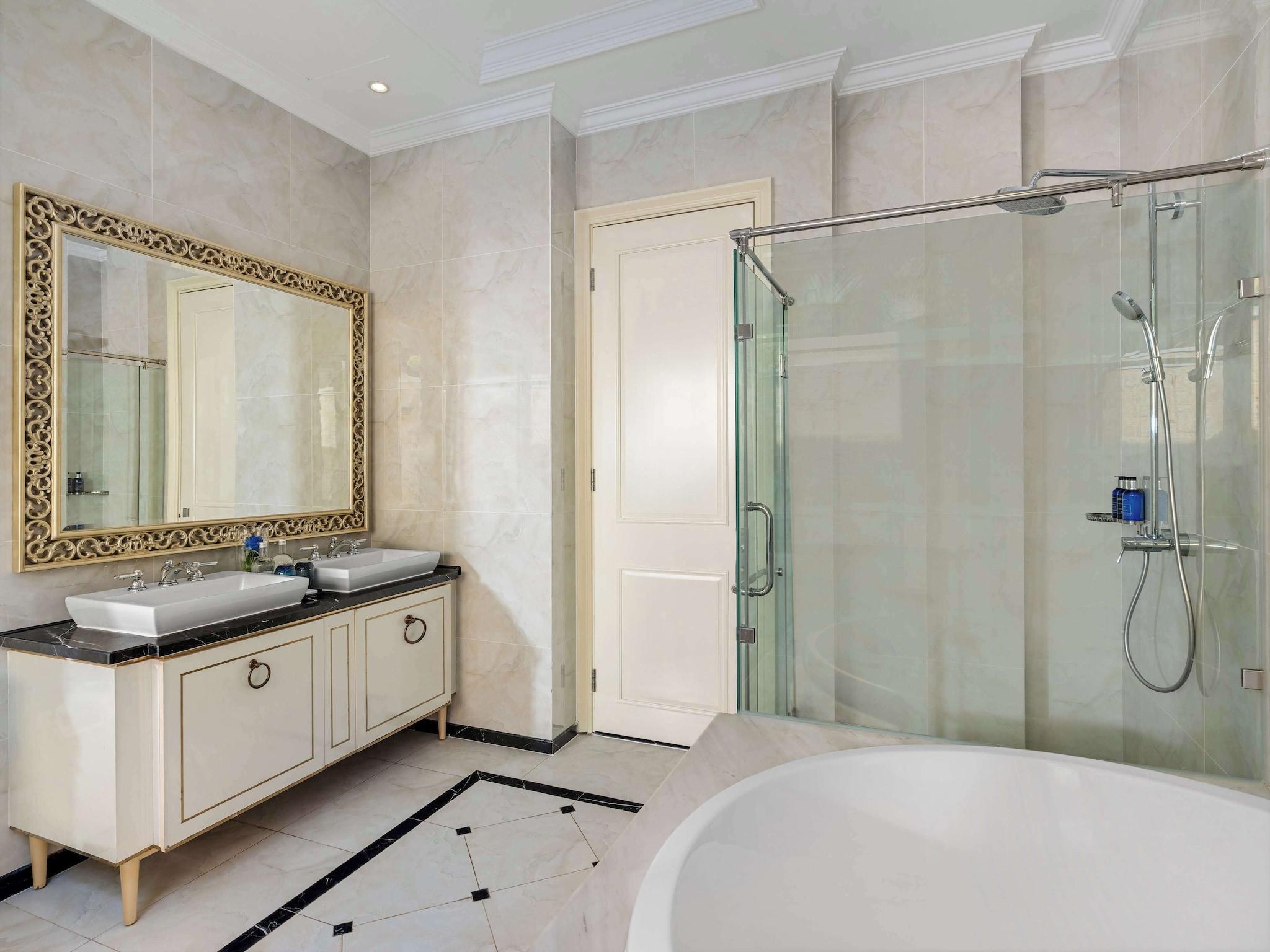 Villa King Bed Two Bedrooms