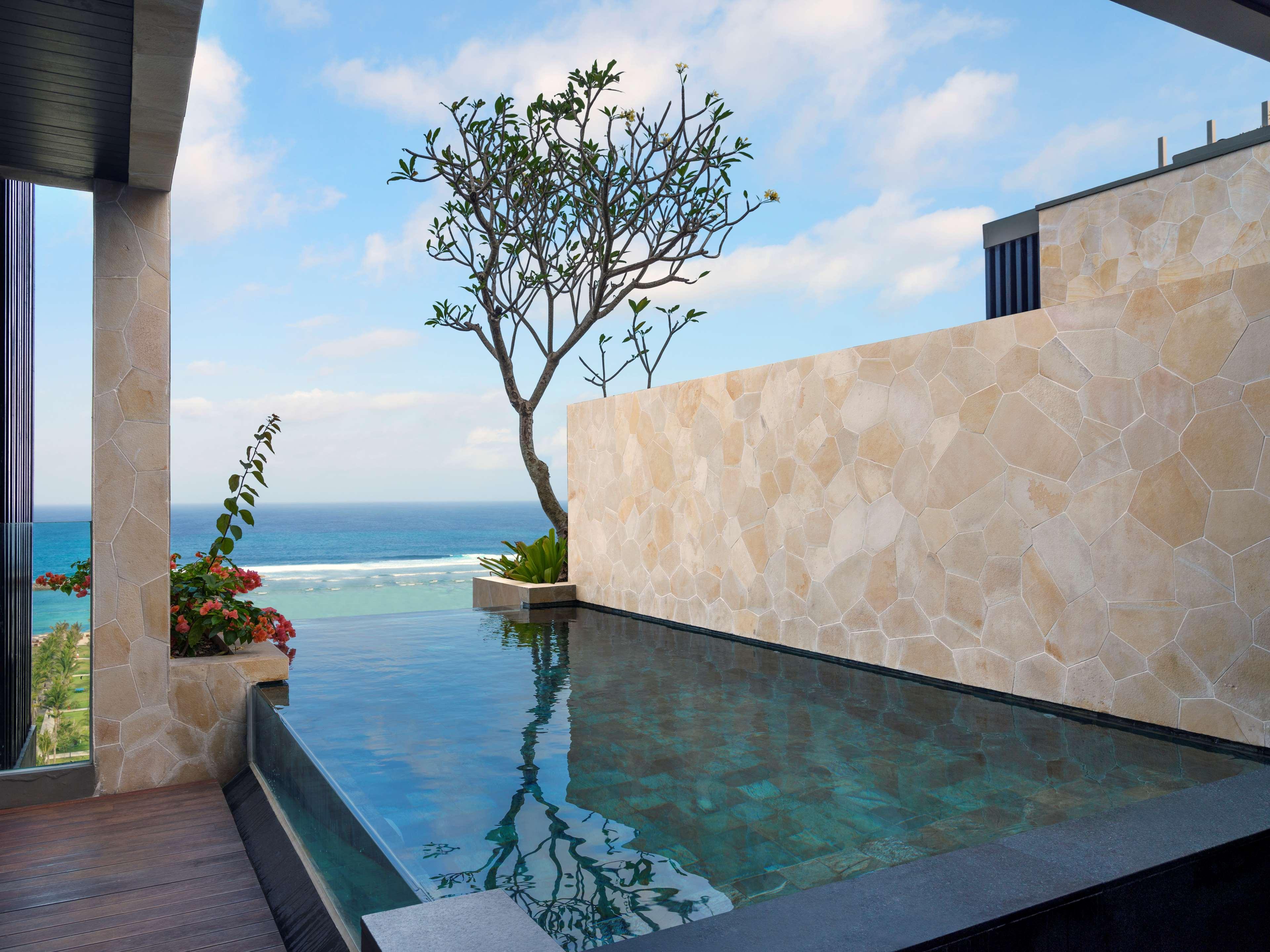 Junior Suite Deluxe Ocean View