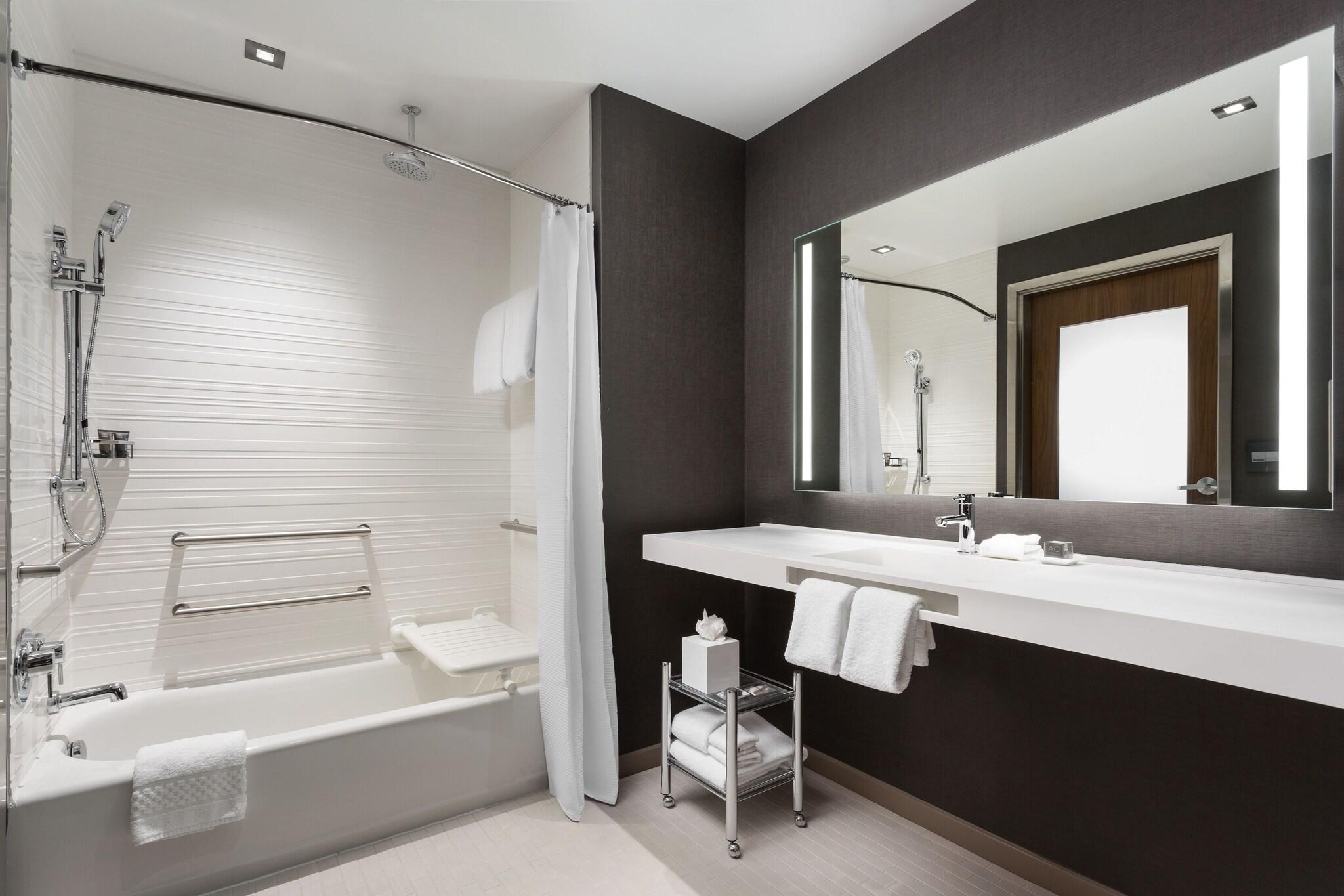 Room Accessible with Views