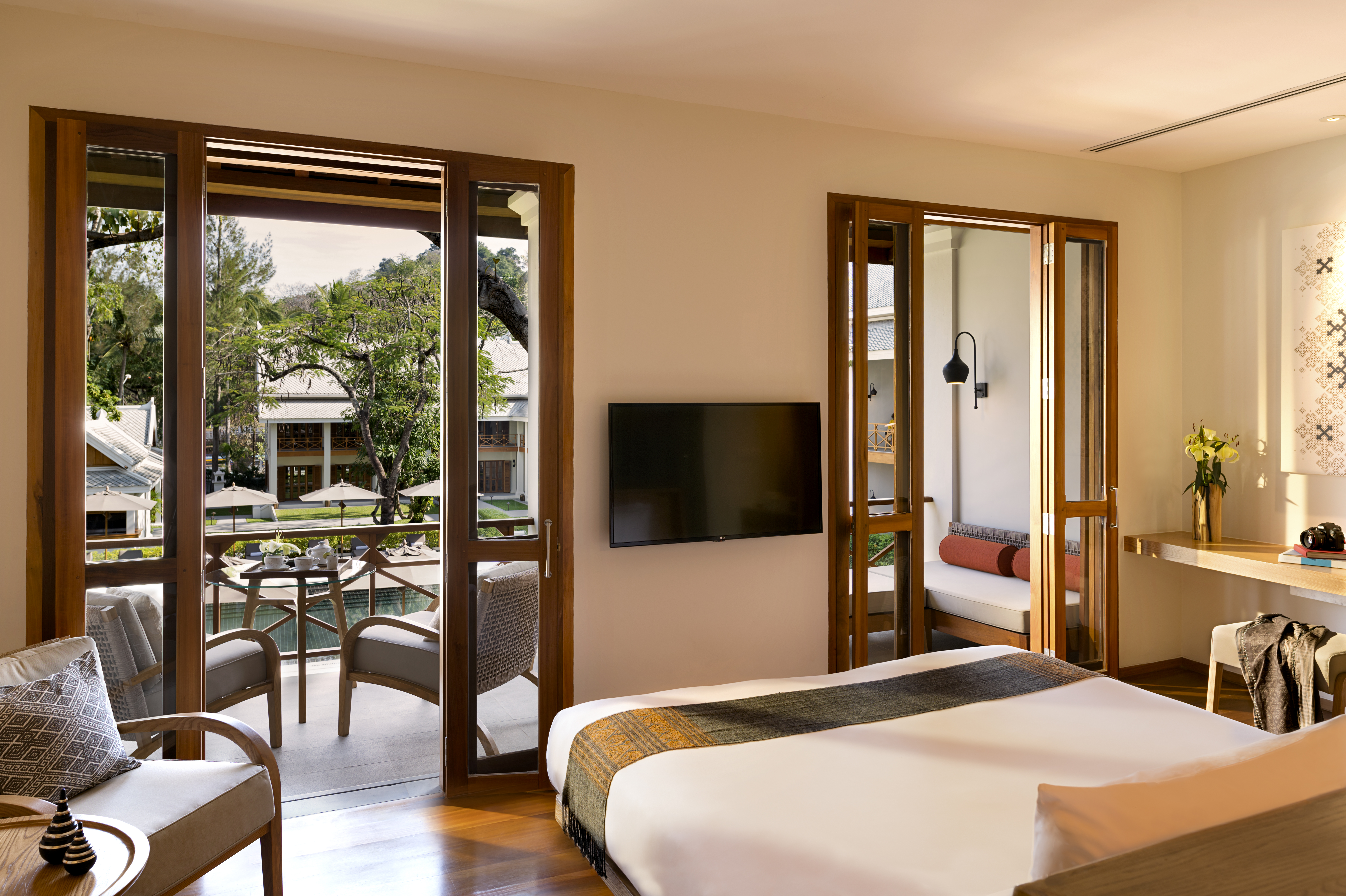 Double Deluxe Pool View