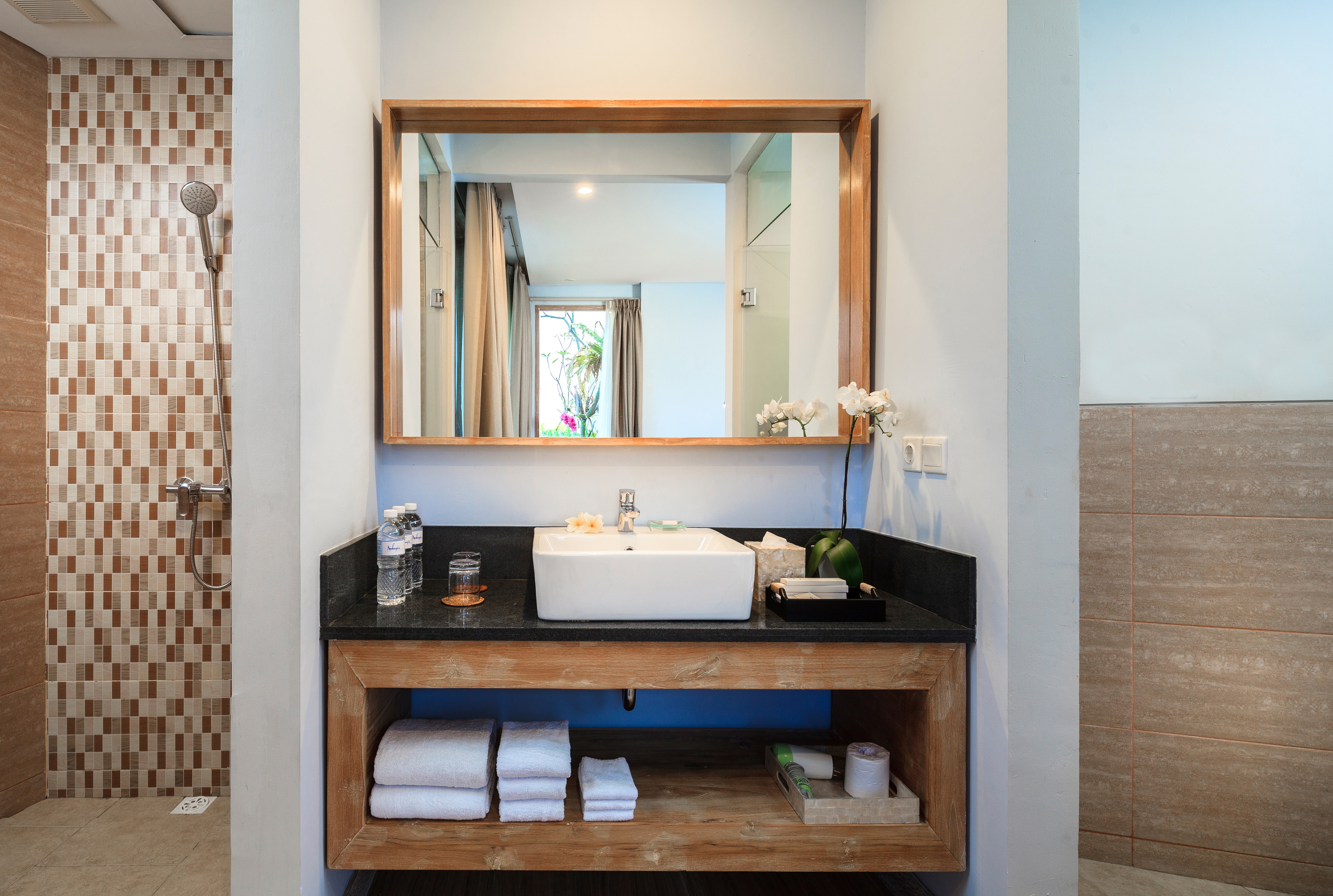 Double Ocean Front One Bedroom