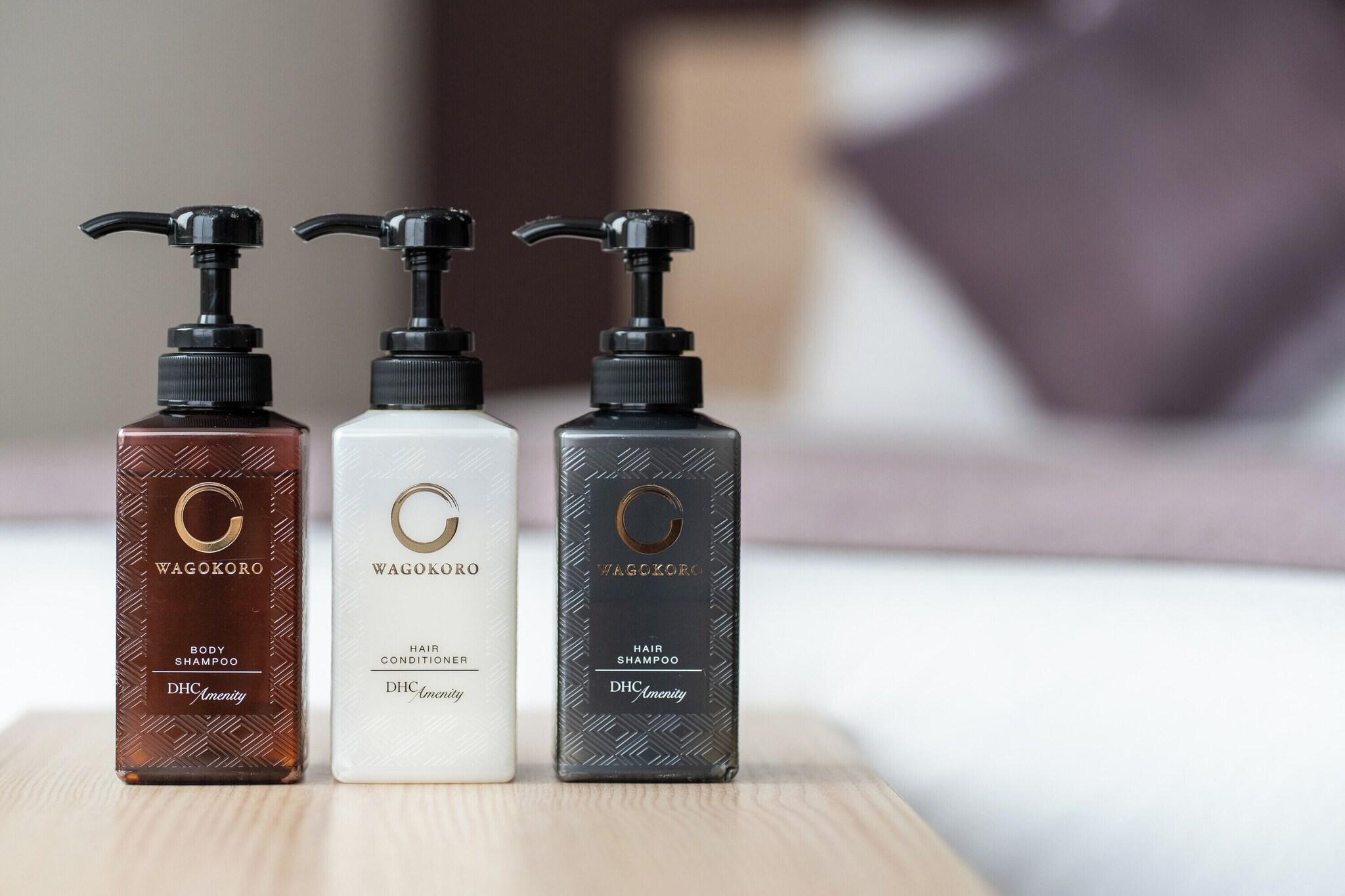 Twin Deluxe Two Beds