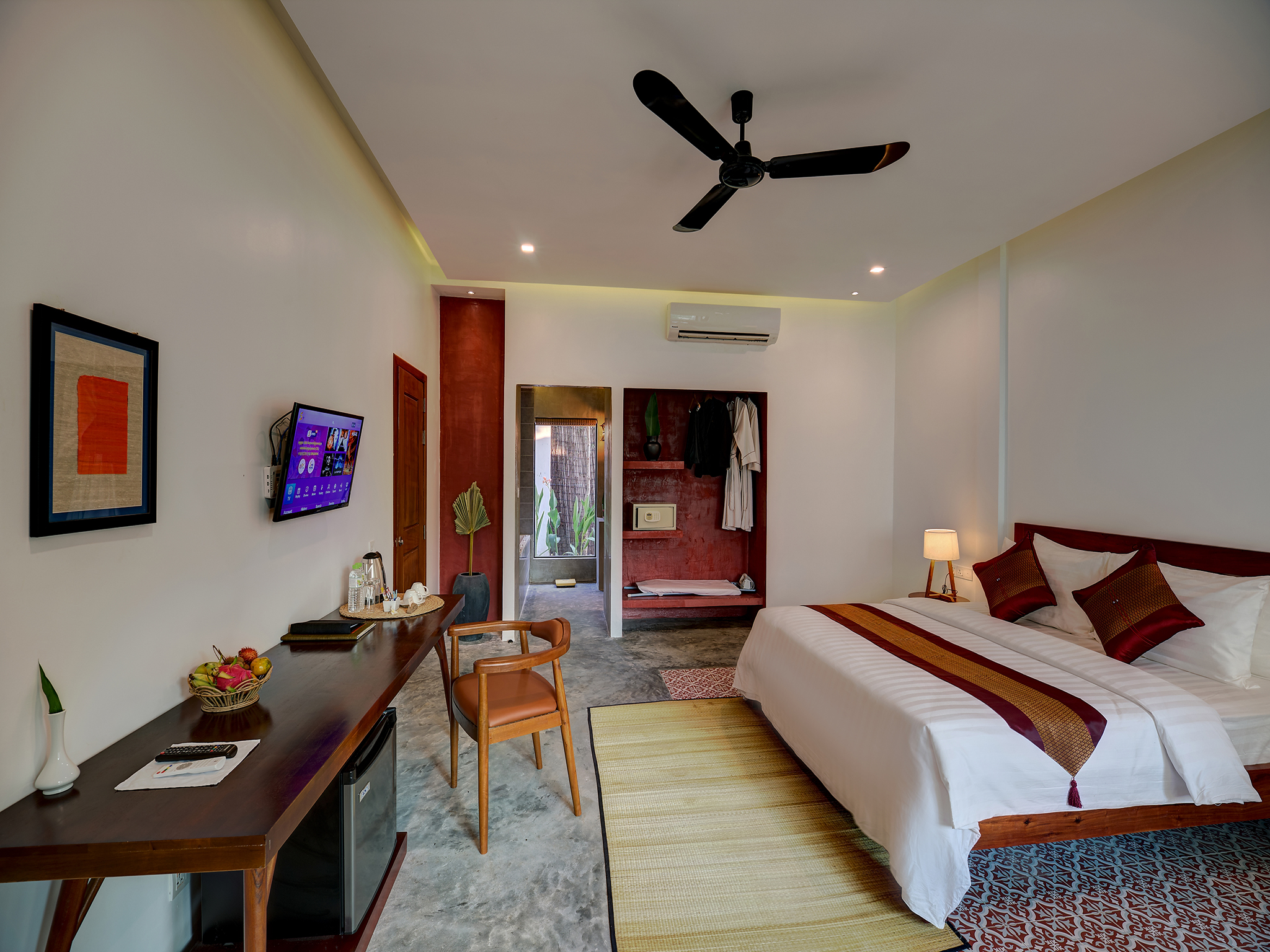 Double or Twin Deluxe with Balcony