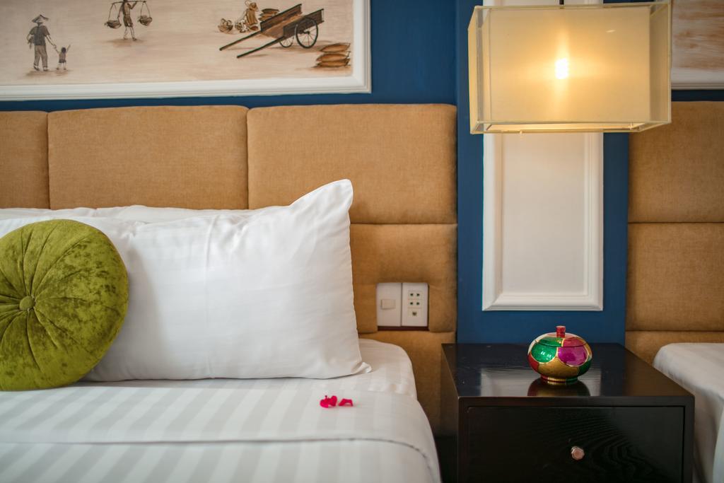 Family Room City View