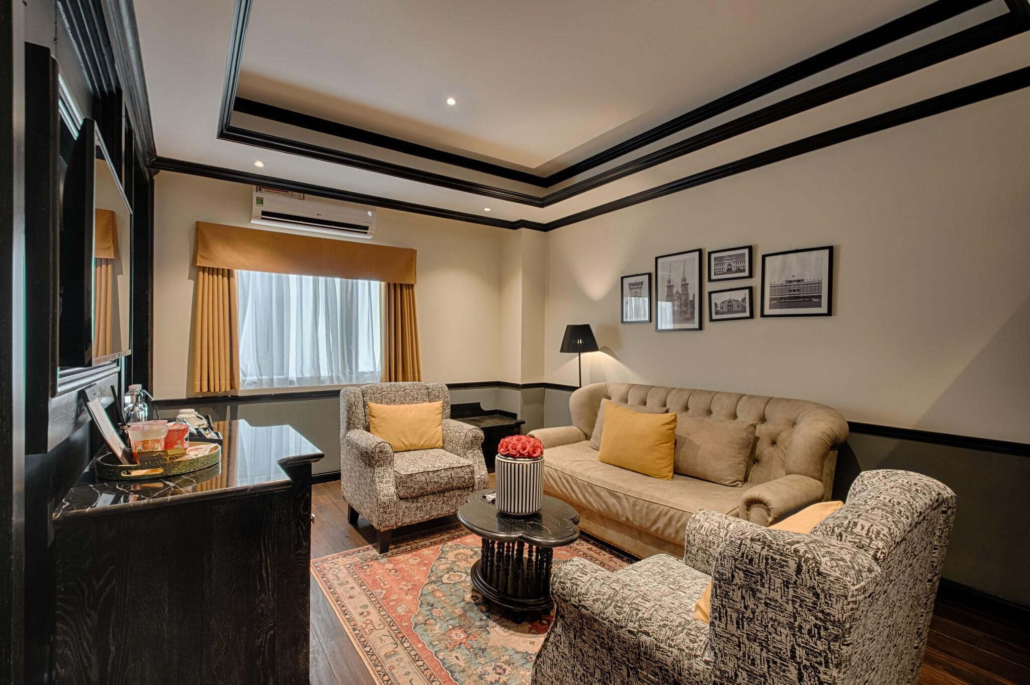 Suite Queen Size Bed