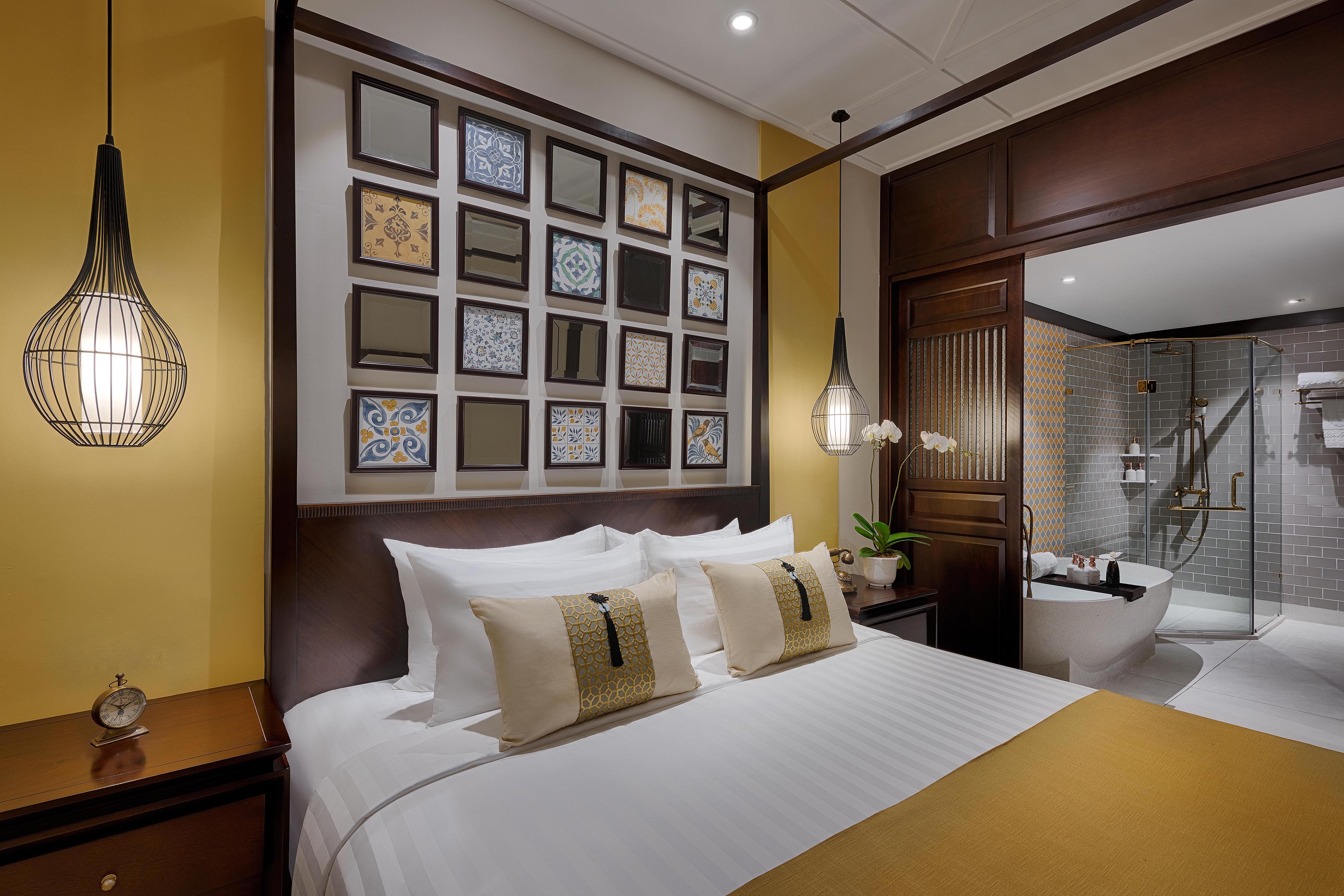 Junior Suite with Balcony