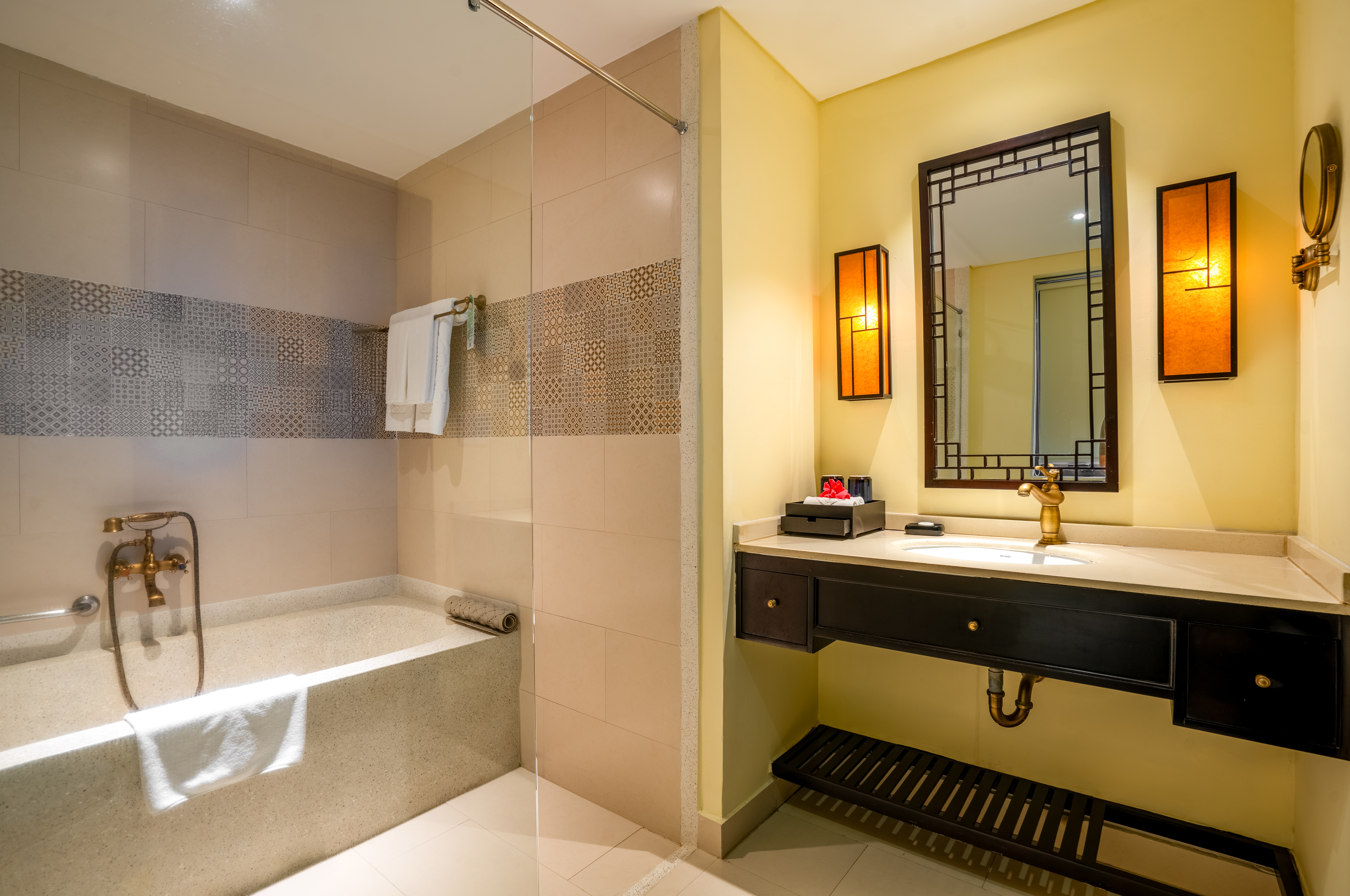 Double Deluxe with Views