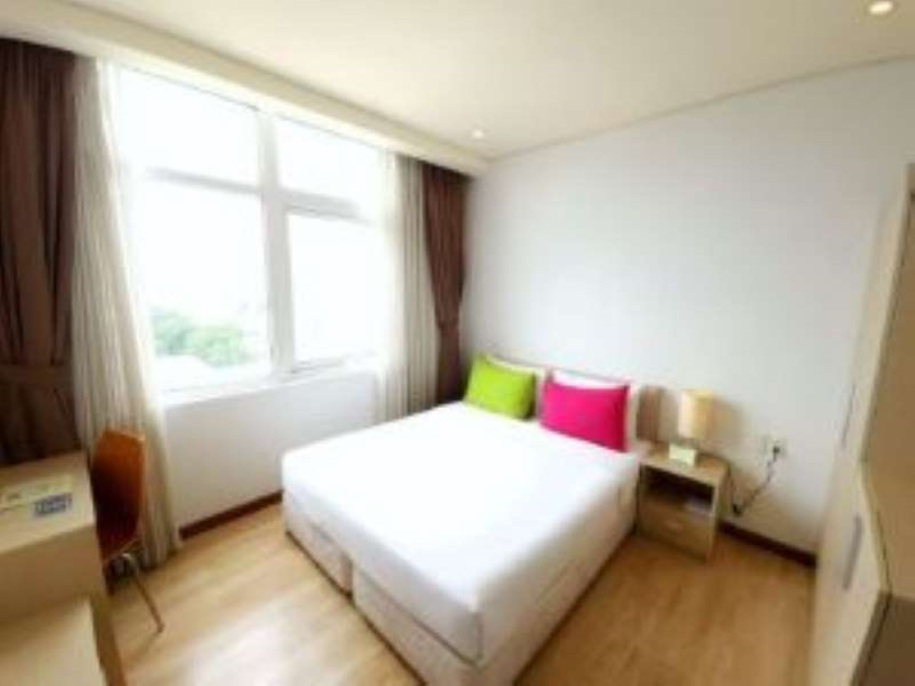 Room Deluxe Two Bedroom