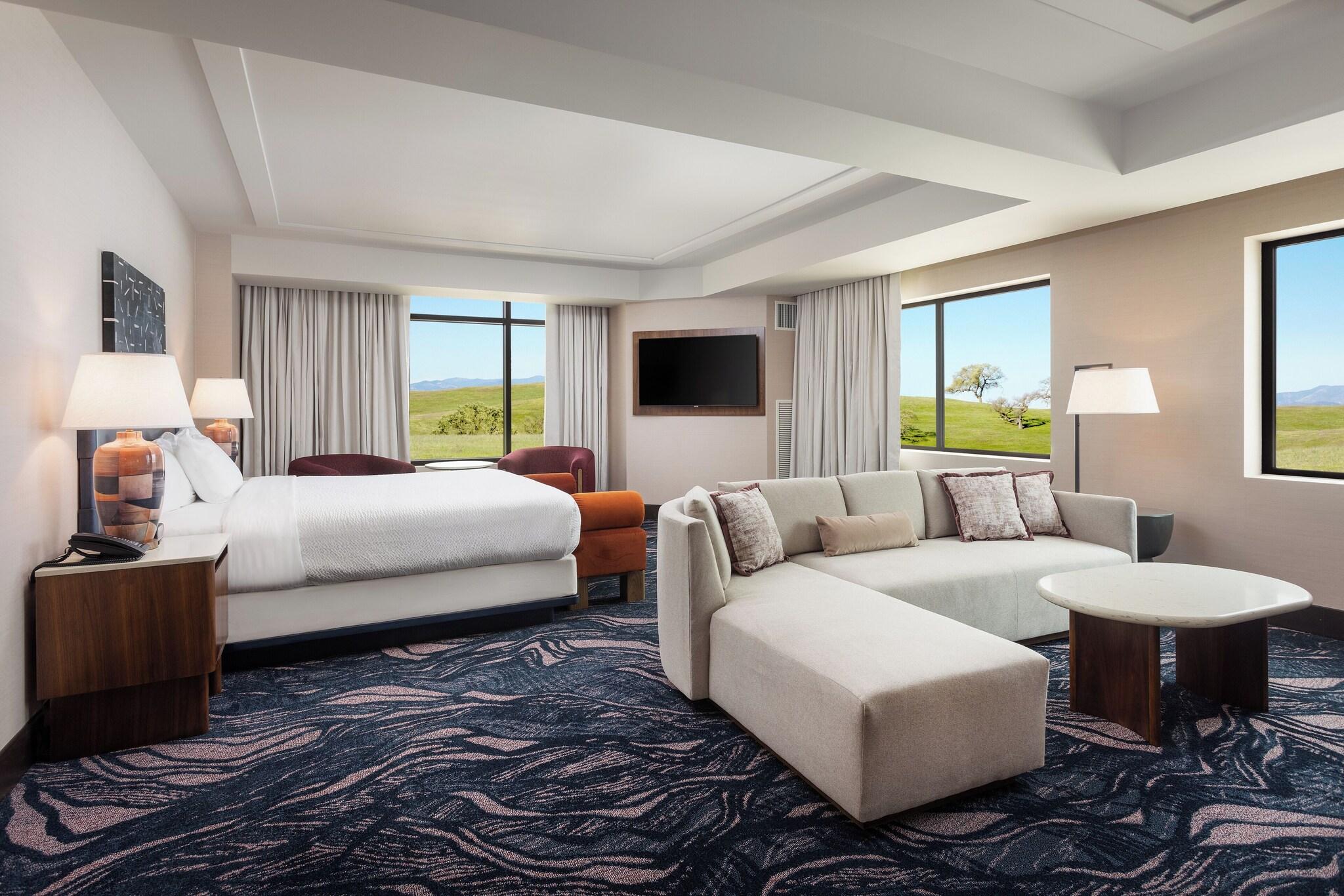 Junior Suite King Size Bed