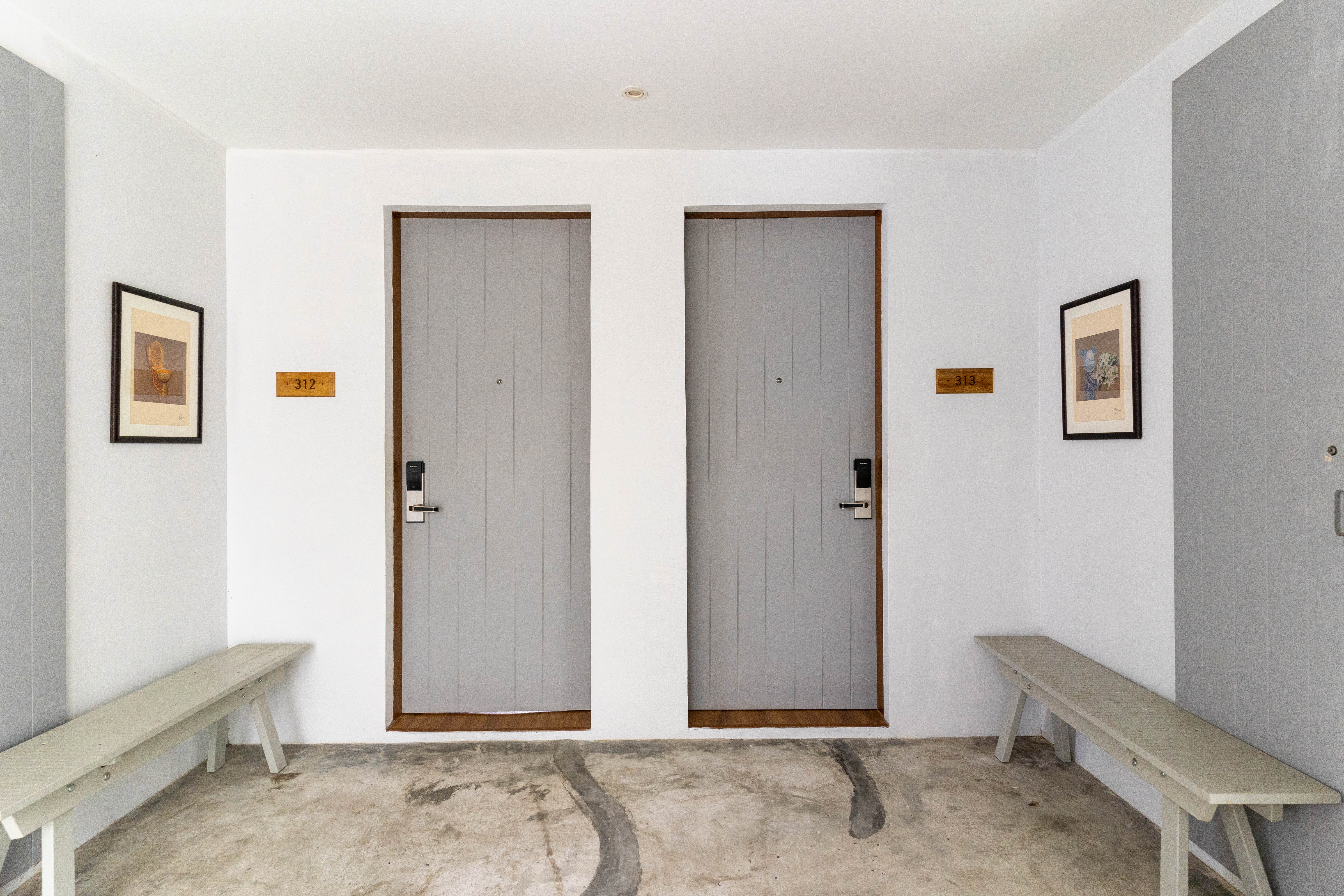 Double Connecting Room