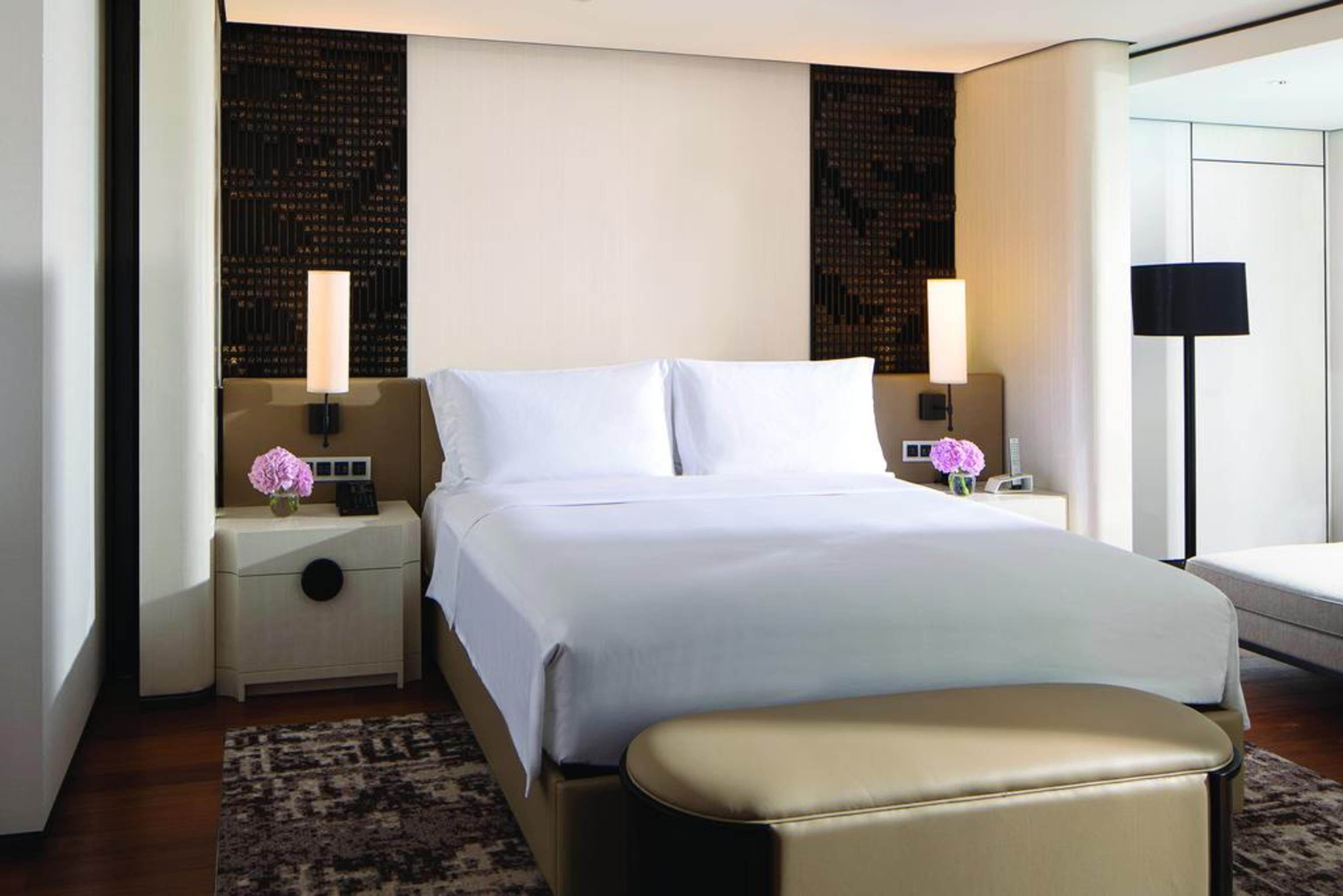 Twin Deluxe City View