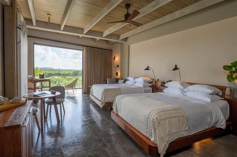 Junior Suite Accessible