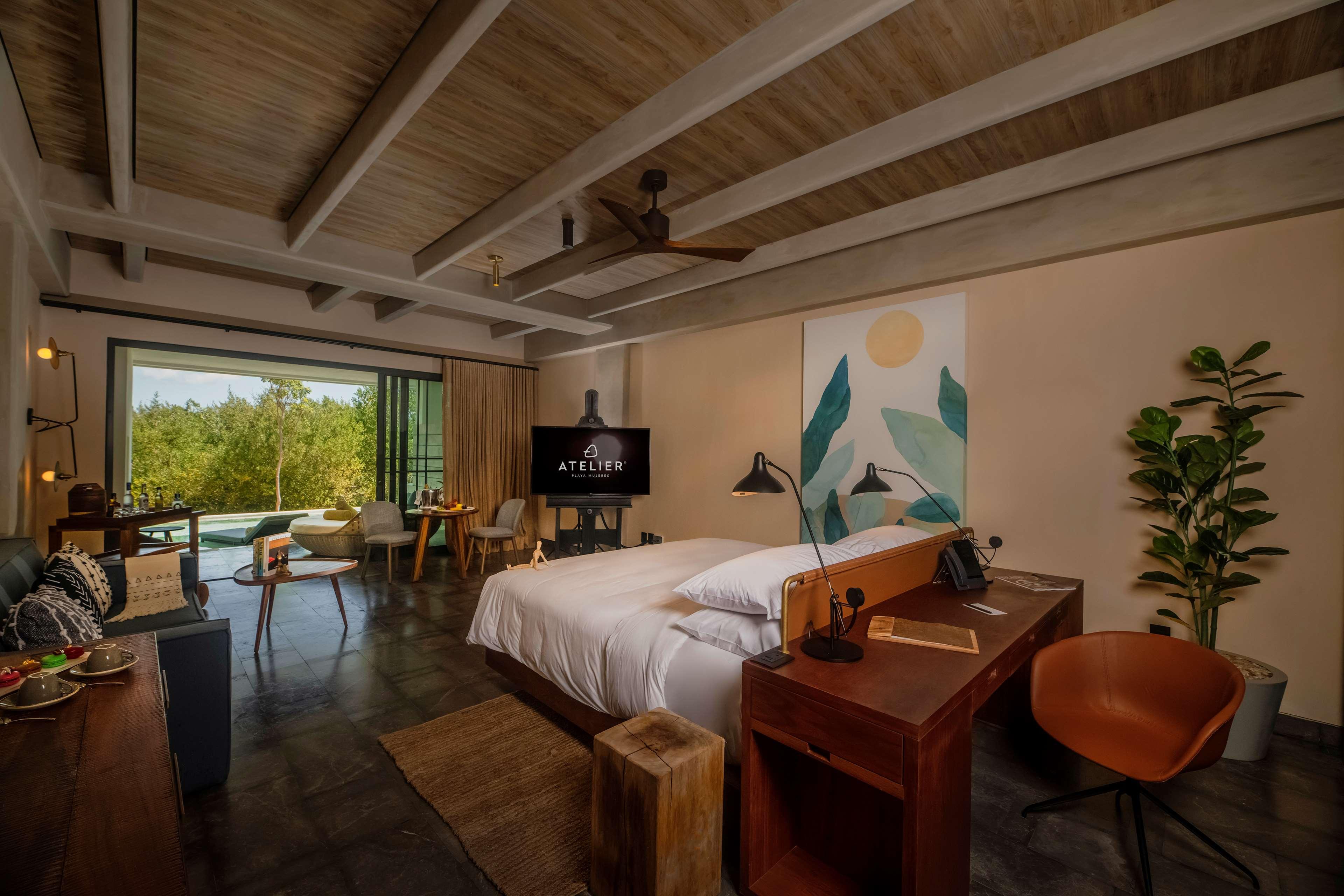 Junior Suite with Private Pool