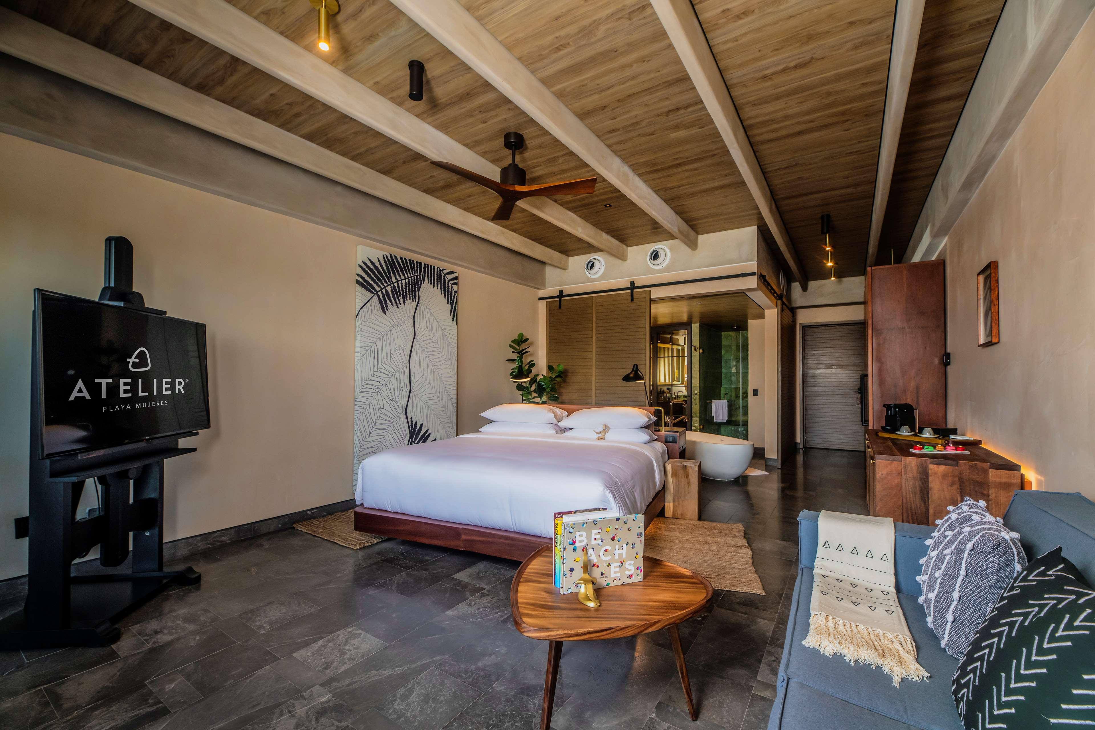 Junior Suite King Size Bed