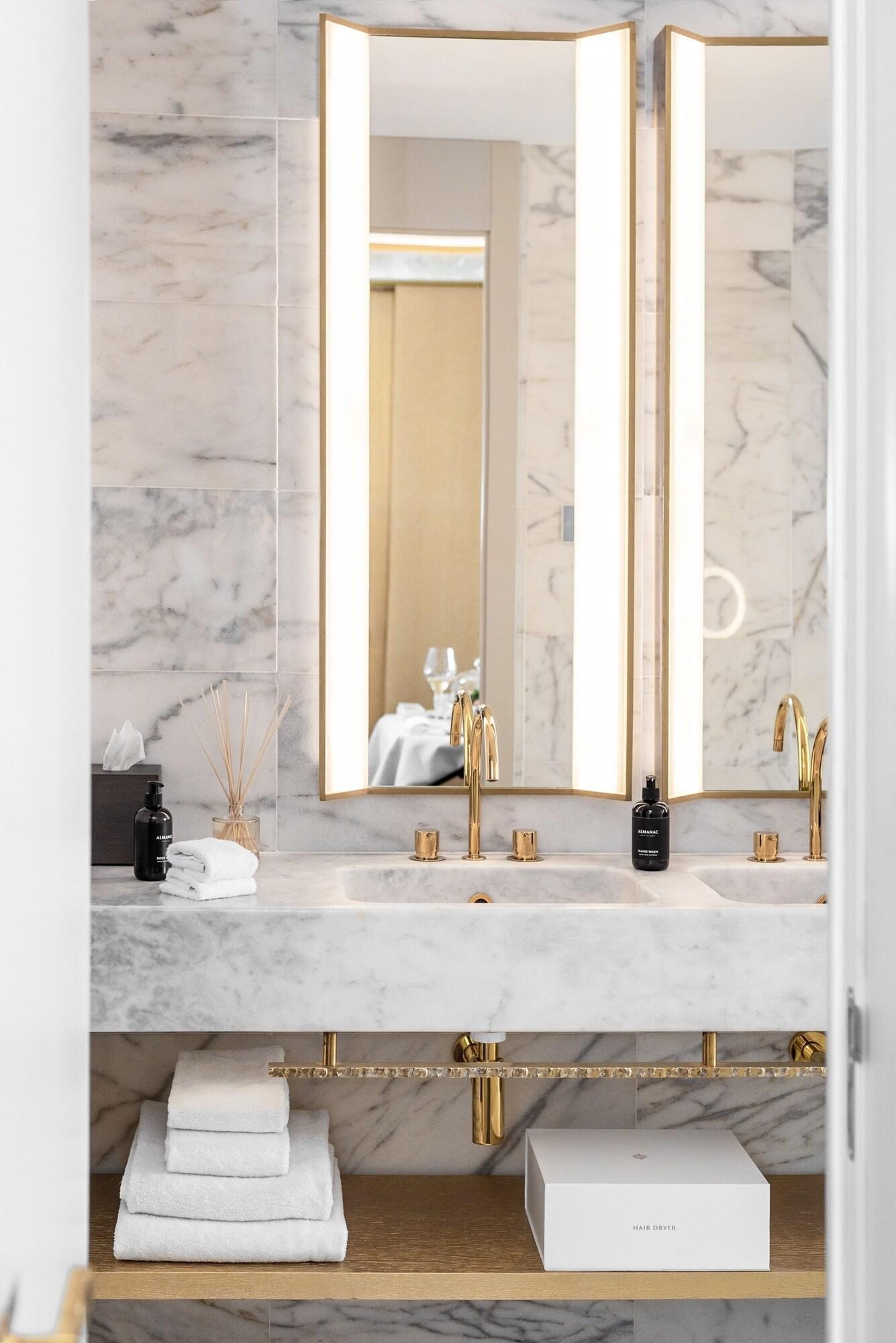 Double King Size Bed