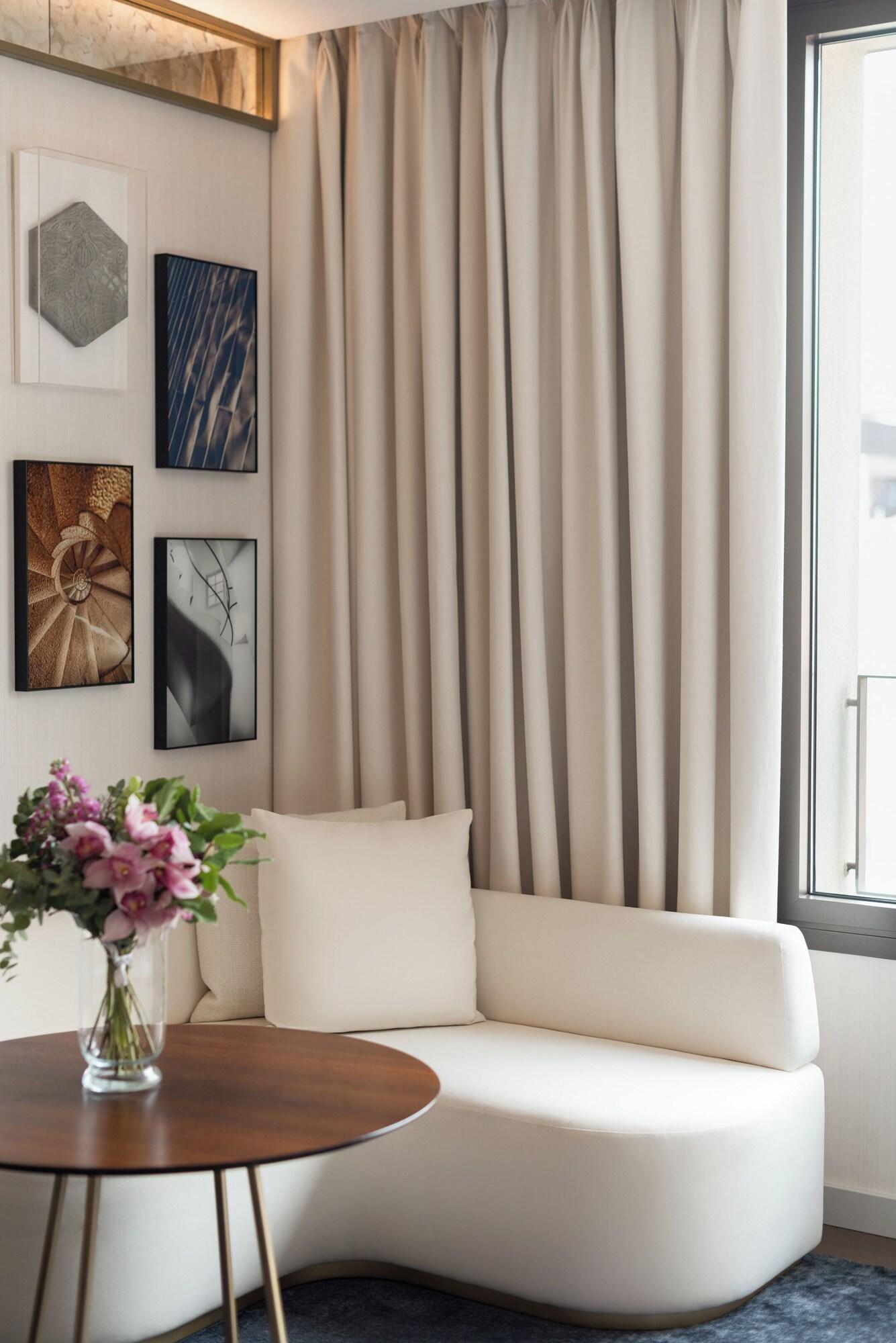 Double King Size Bed