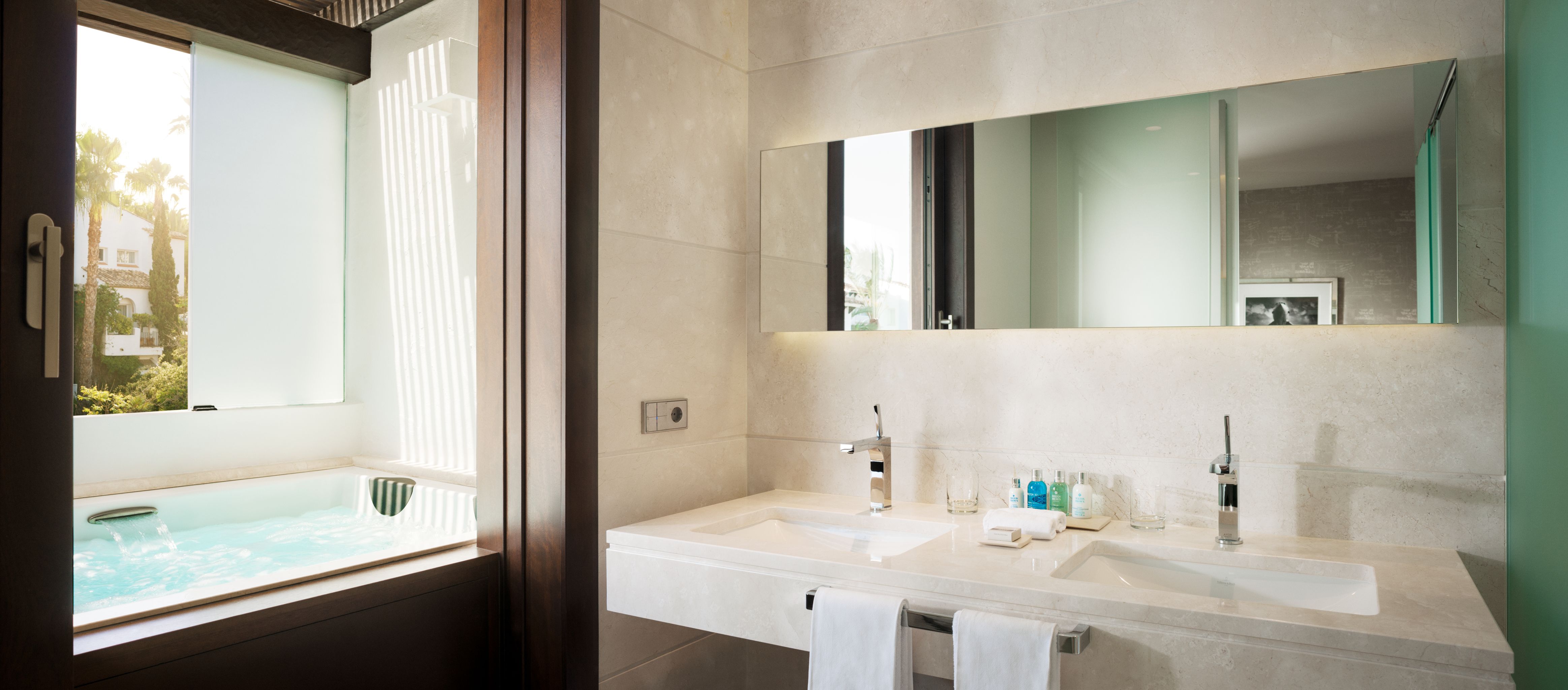 Suite Four Bedrooms