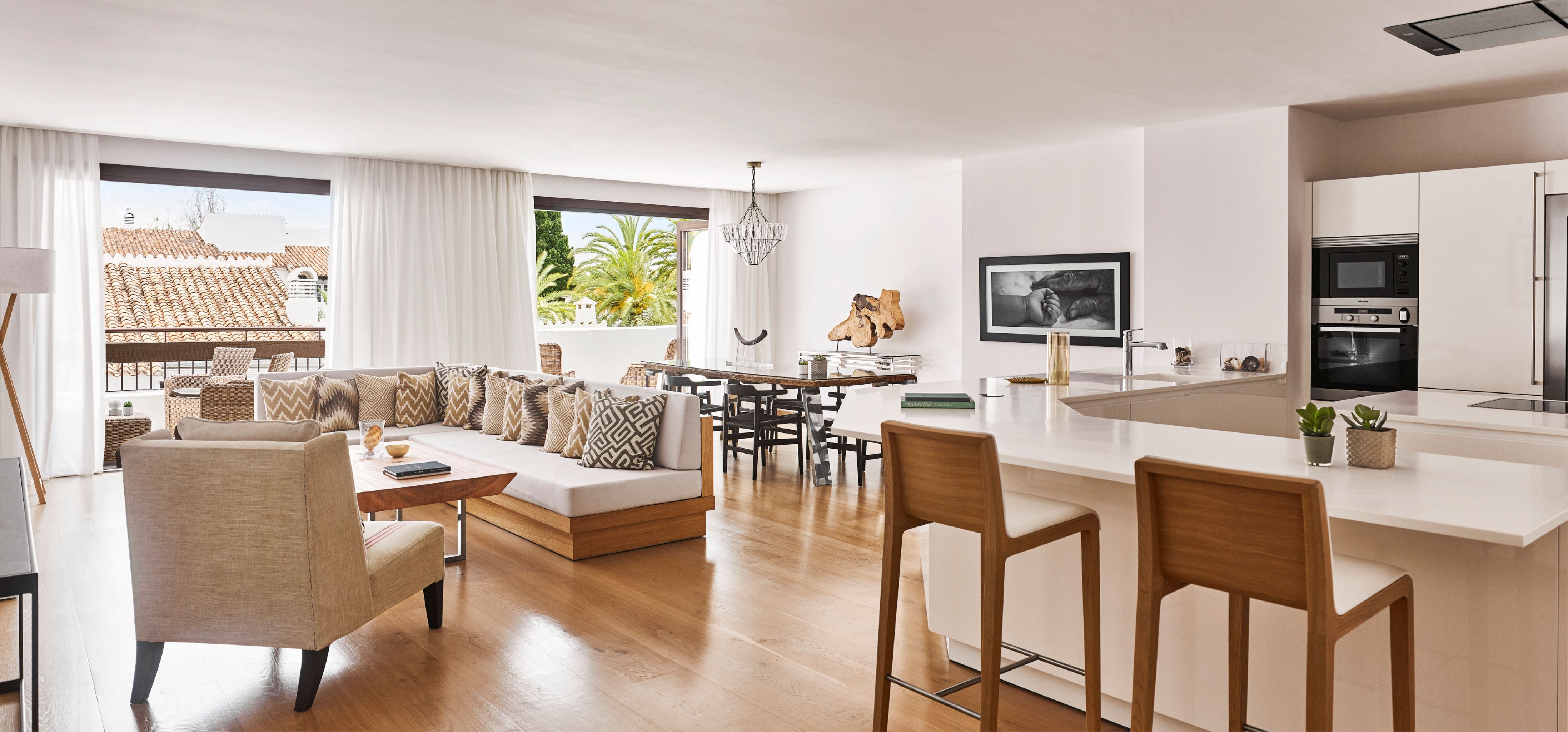 Suite Four Bedrooms