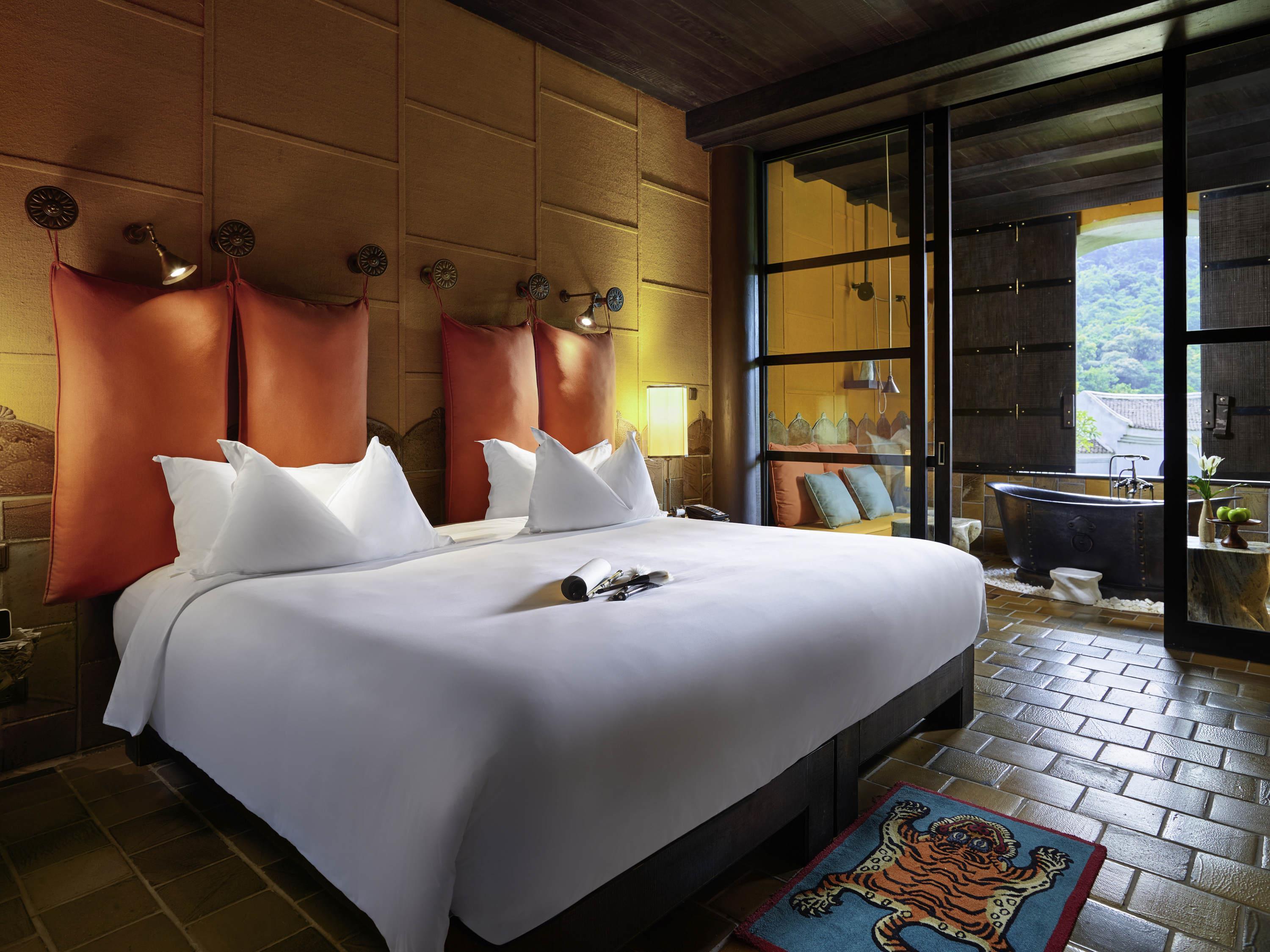 Junior Suite King Size Bed