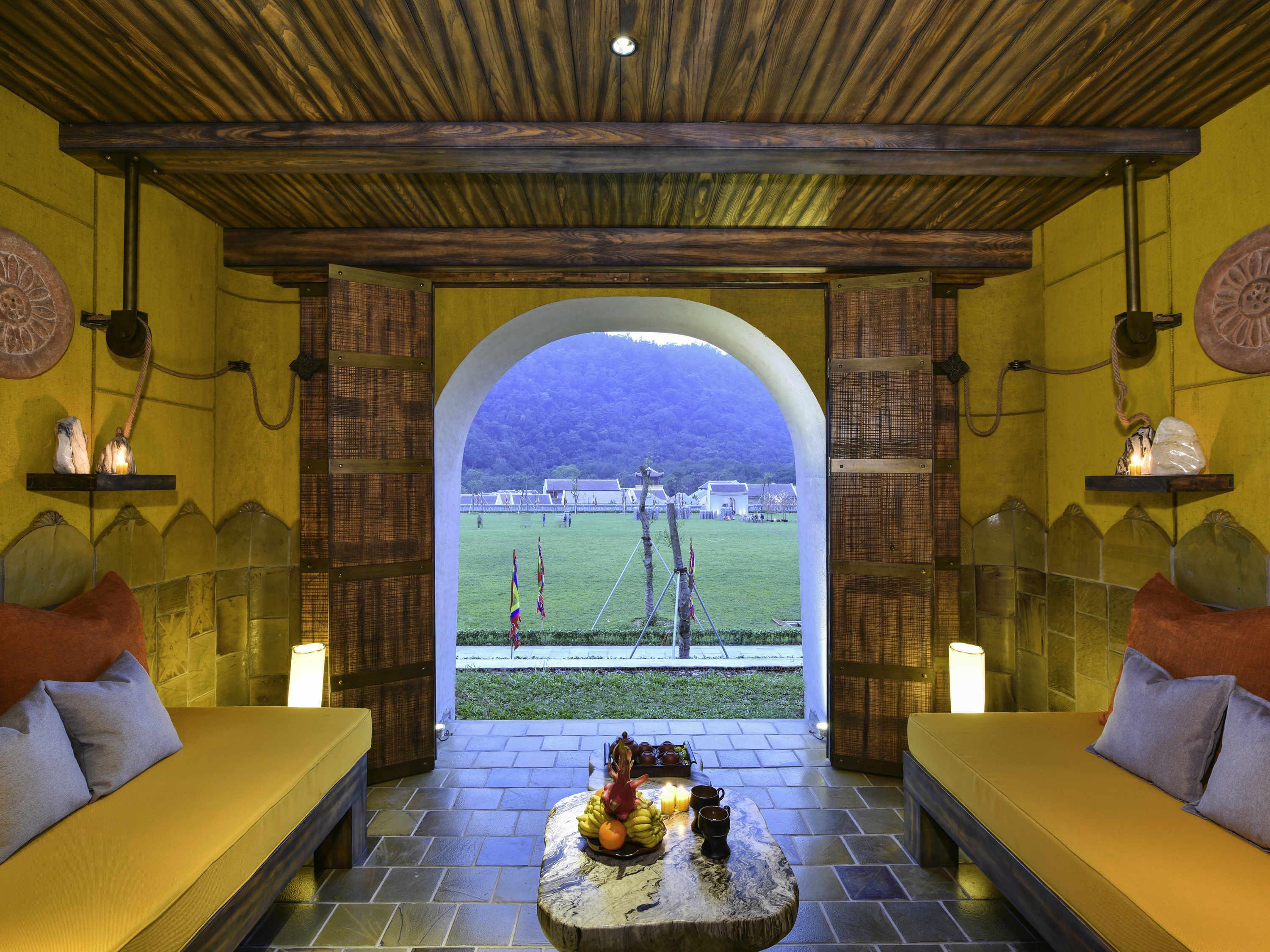 Twin Superior with Views