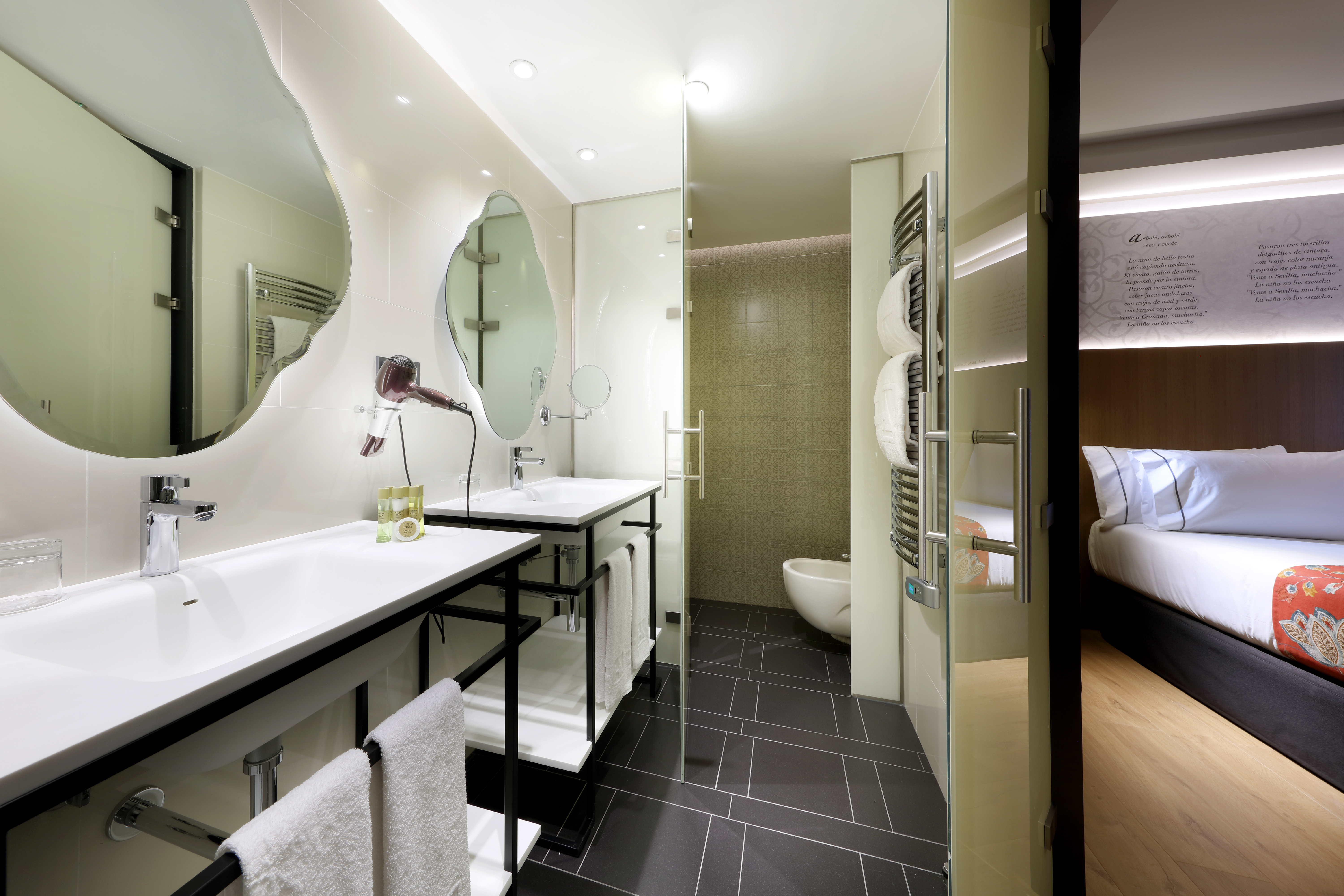 Junior Suite Standard