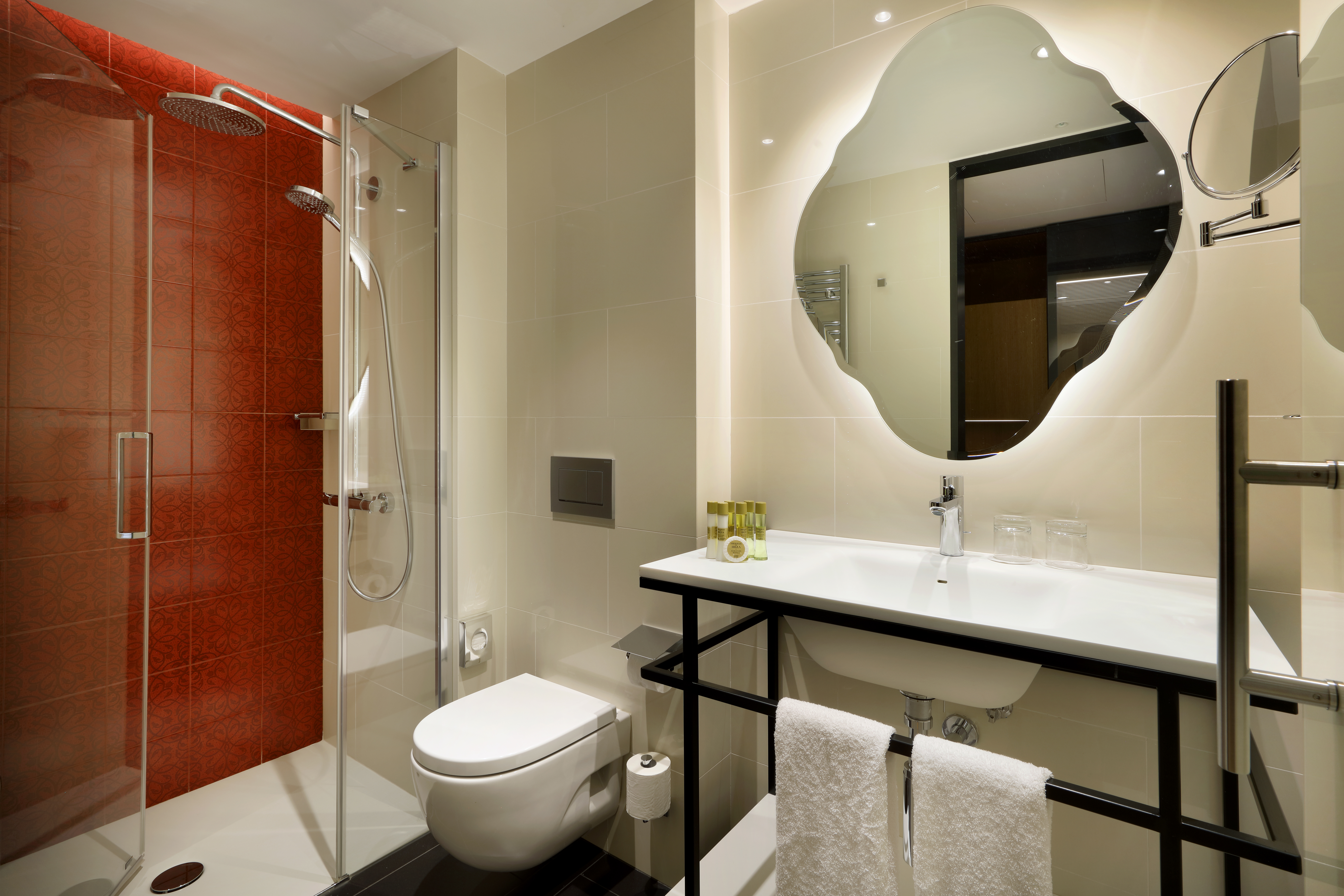 Double or Twin Standard